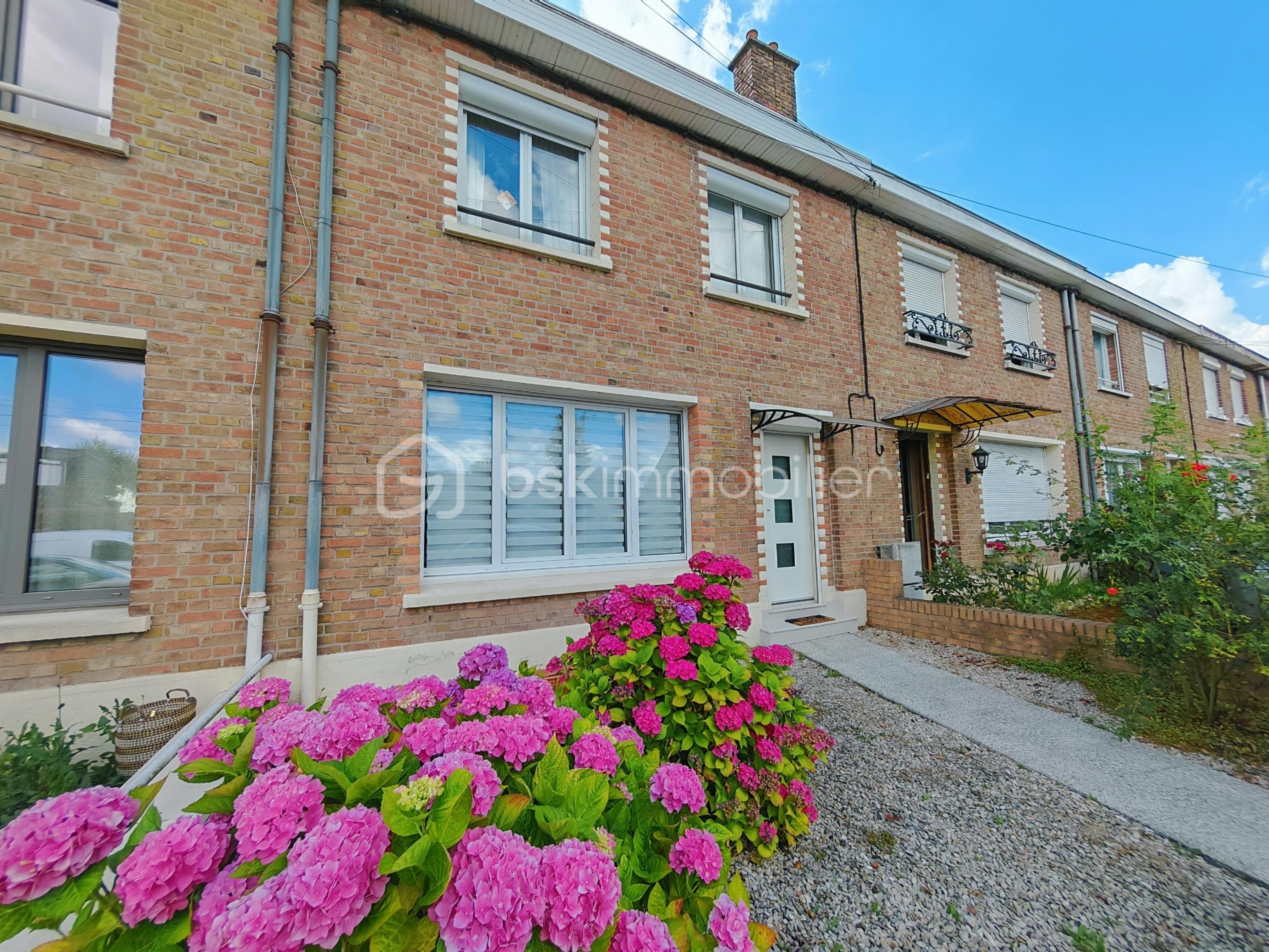 Maison 5 pièces 113 m² · à Houplin-Ancoisne · 113 m² · 244 000 €