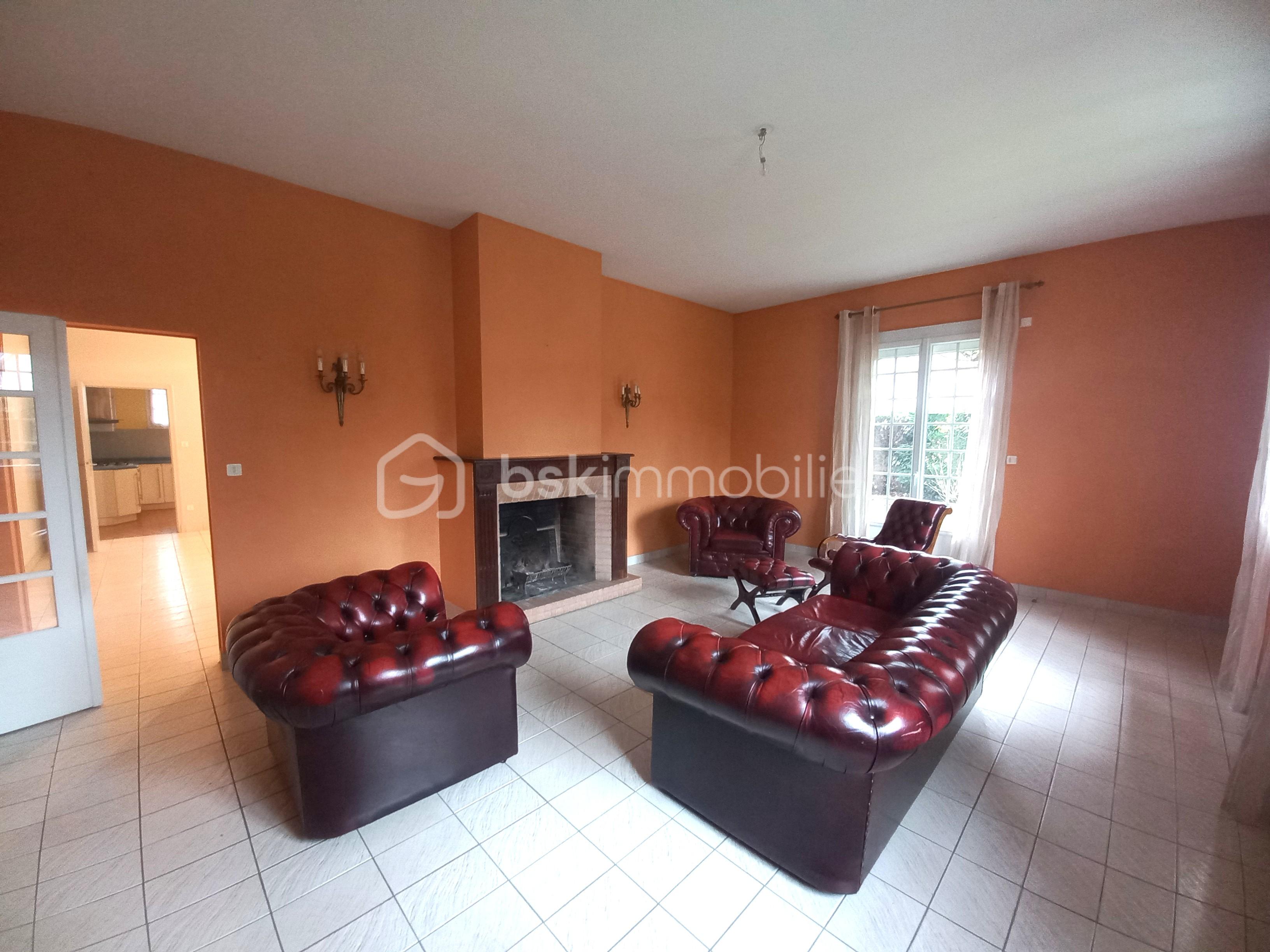 Maison traditionnelle de 316 m² - 20251125_113532.jpg