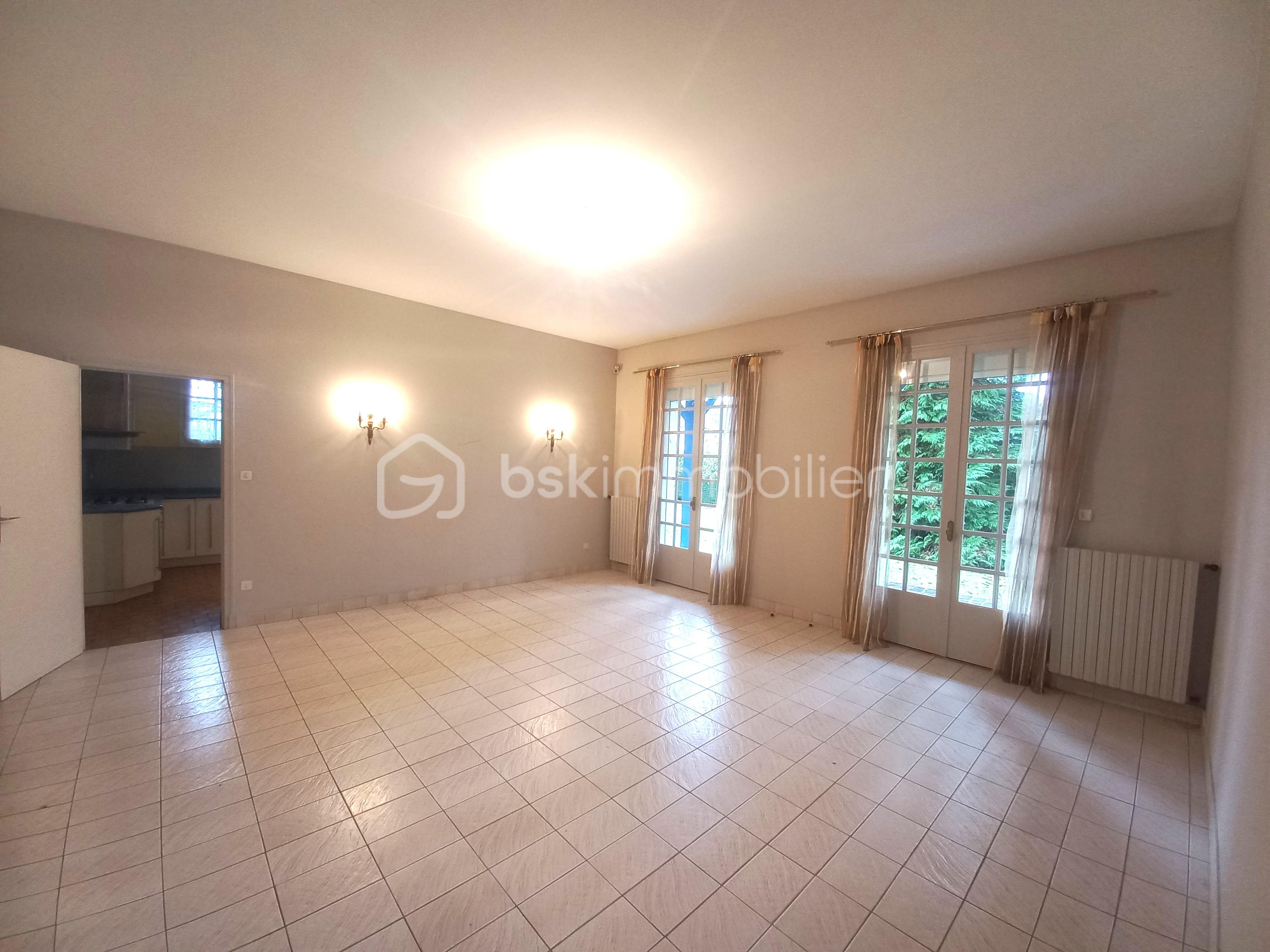 Maison traditionnelle de 316 m² - 20251125_113653.jpg