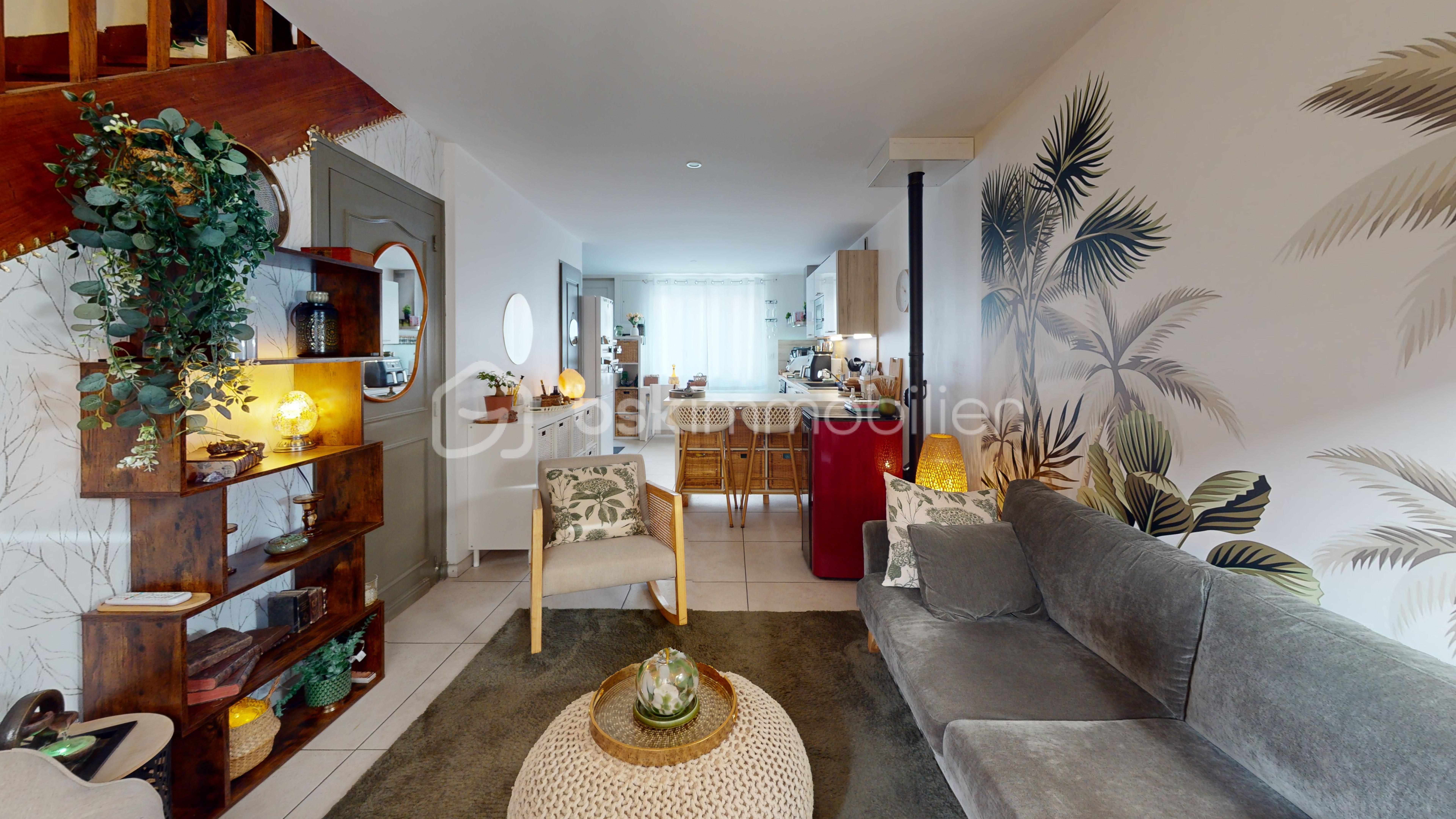 Maison 4 pièces 88 m² · à Saint-Séverin · 88 m² · 112 000 €