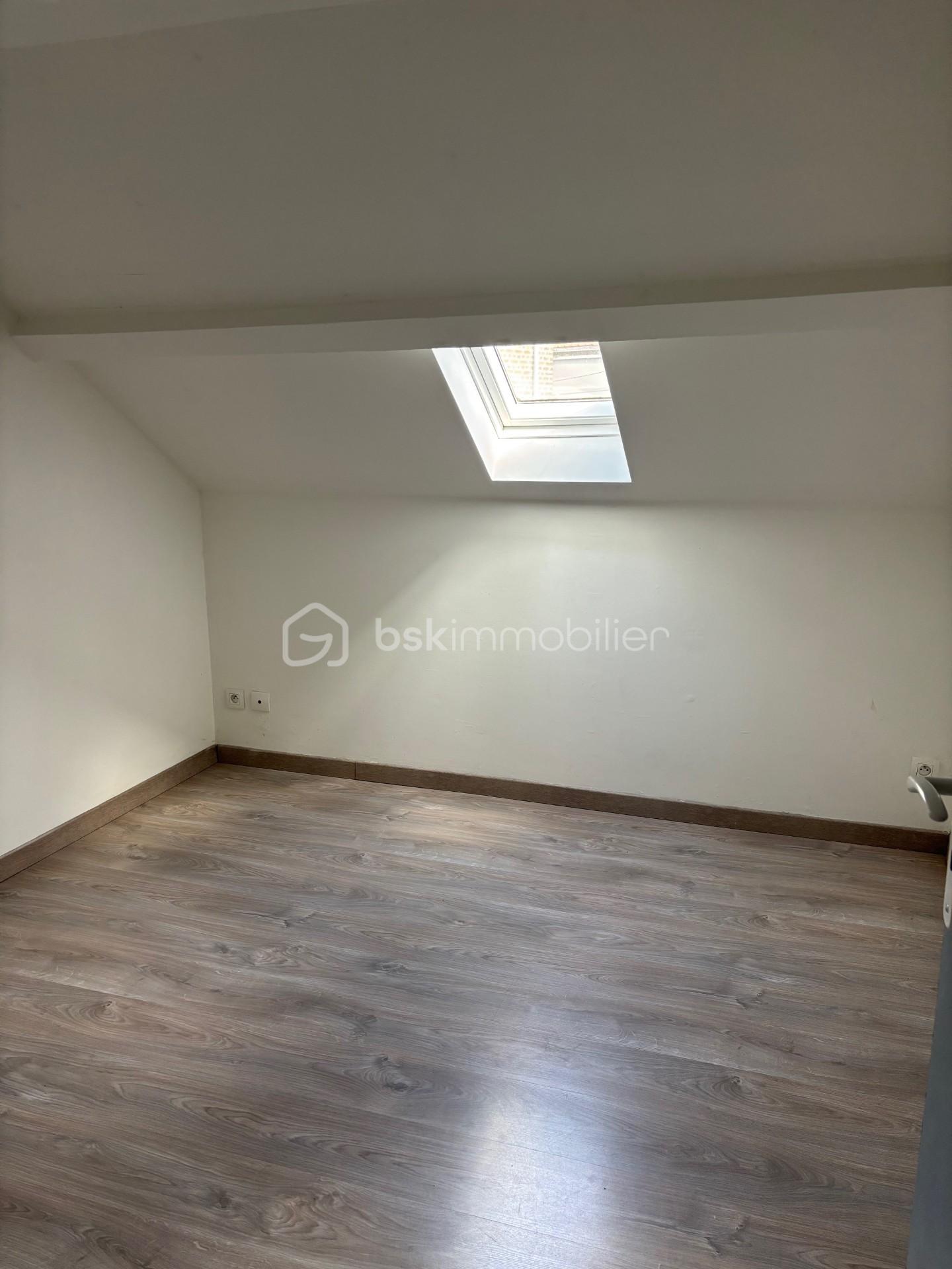 Maison de ville de 60 m² - thumbnail_image0.jpg