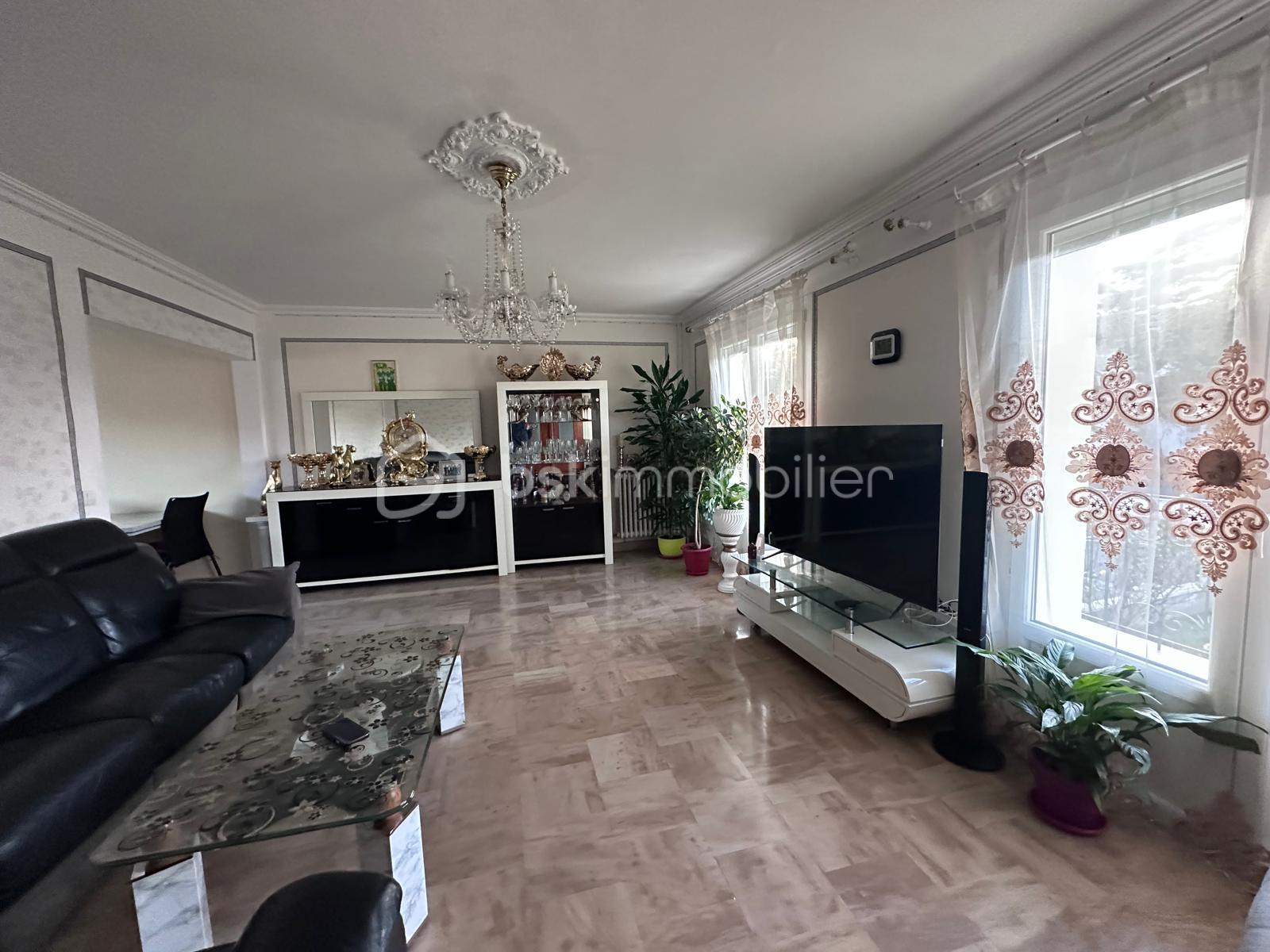 Maison de ville de 146 m² - 9399c535-6833-47ab-b23f-45e2dde4e690.jpeg