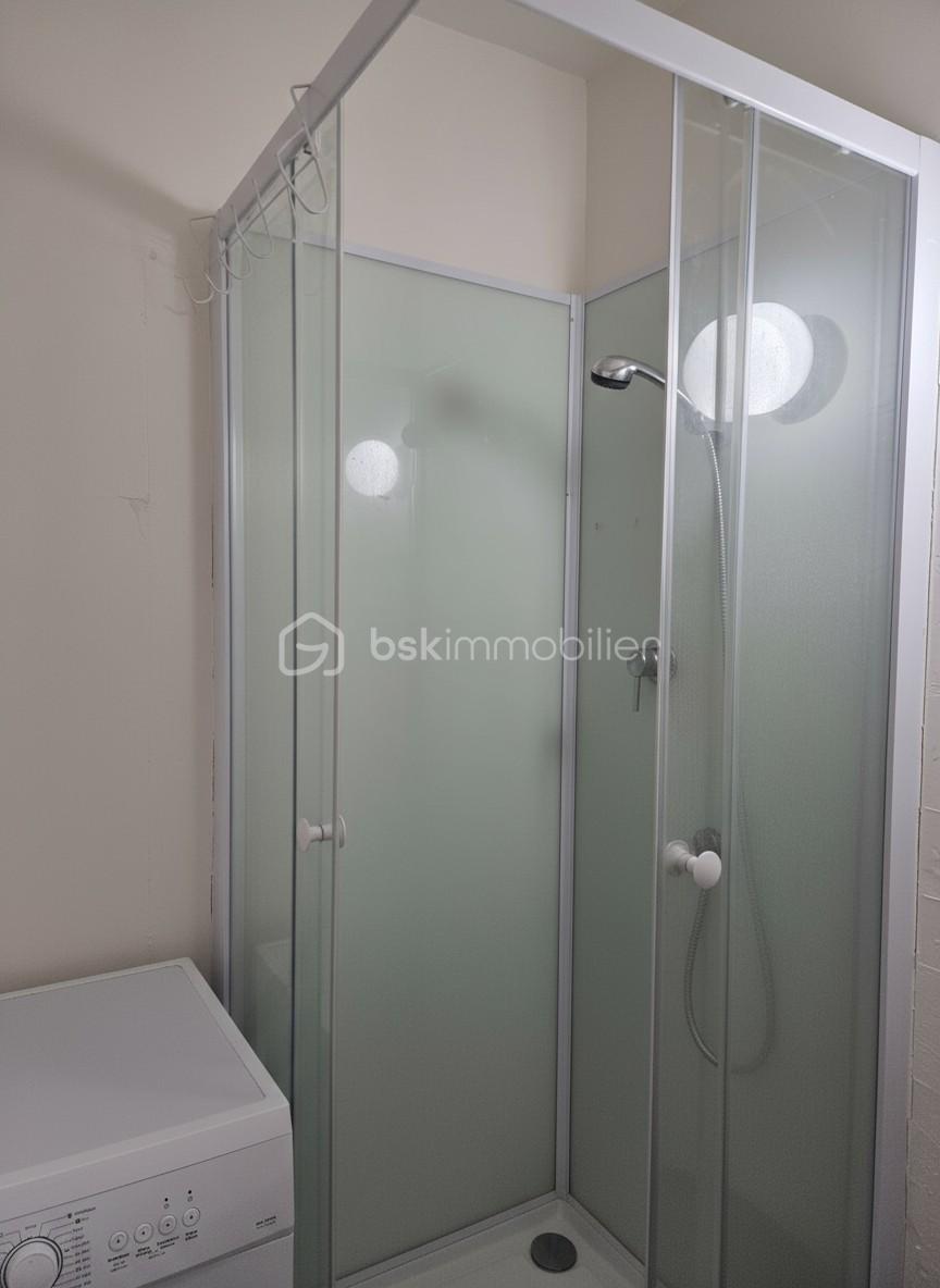 Appartement de 31 m² - generated_2025-10-25T15_57_50.122.jpg