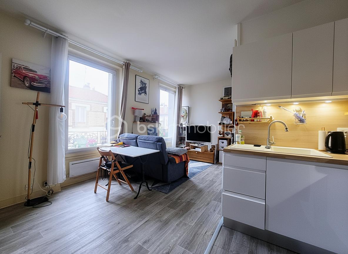 Appartement de 33 m² - piece de vie cuisine ouverte2.jpg