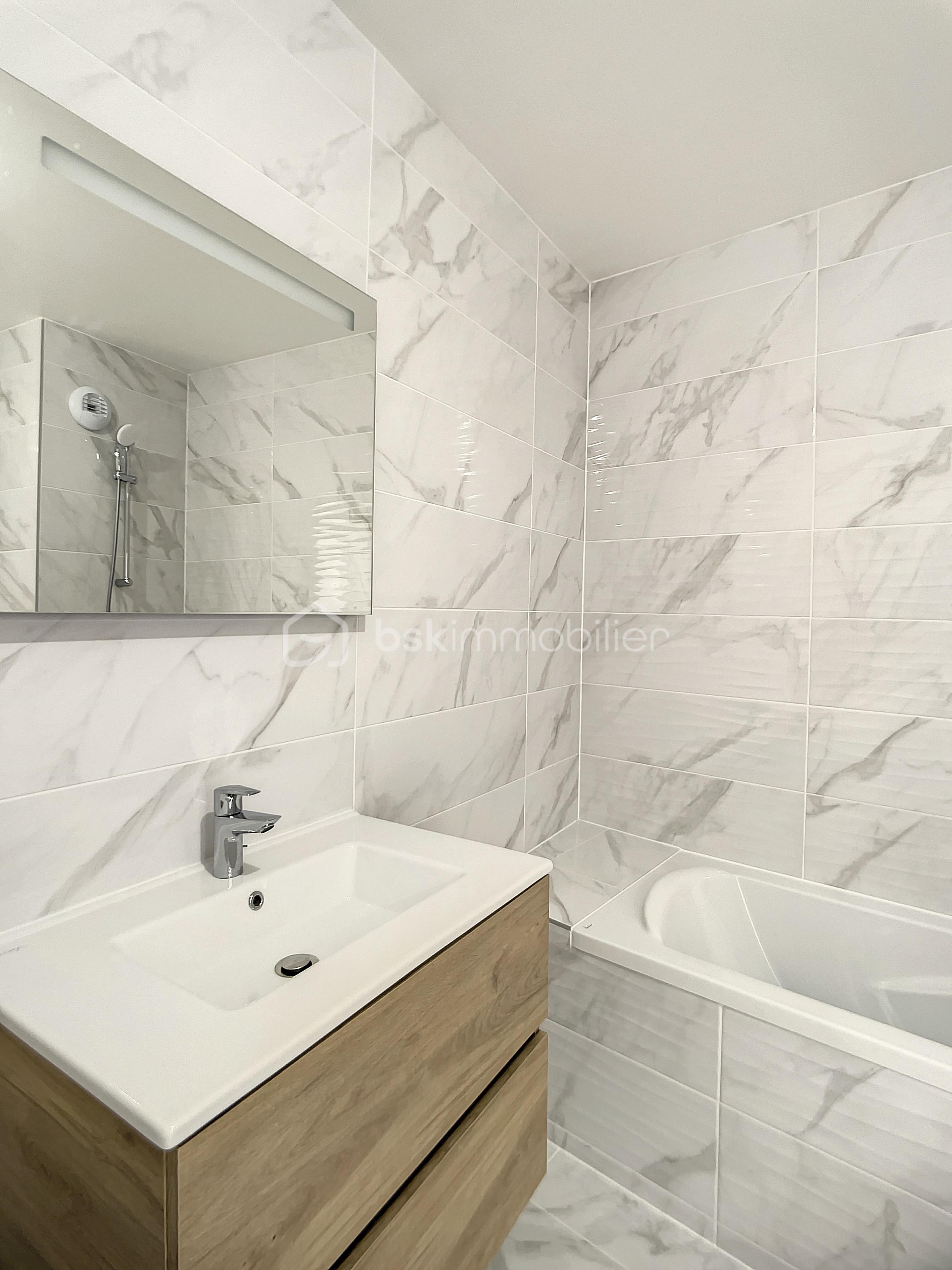 Appartement de 60 m² - lot-112-t3-r-1-remise-en-vente_00010_f7b57a8.jpg