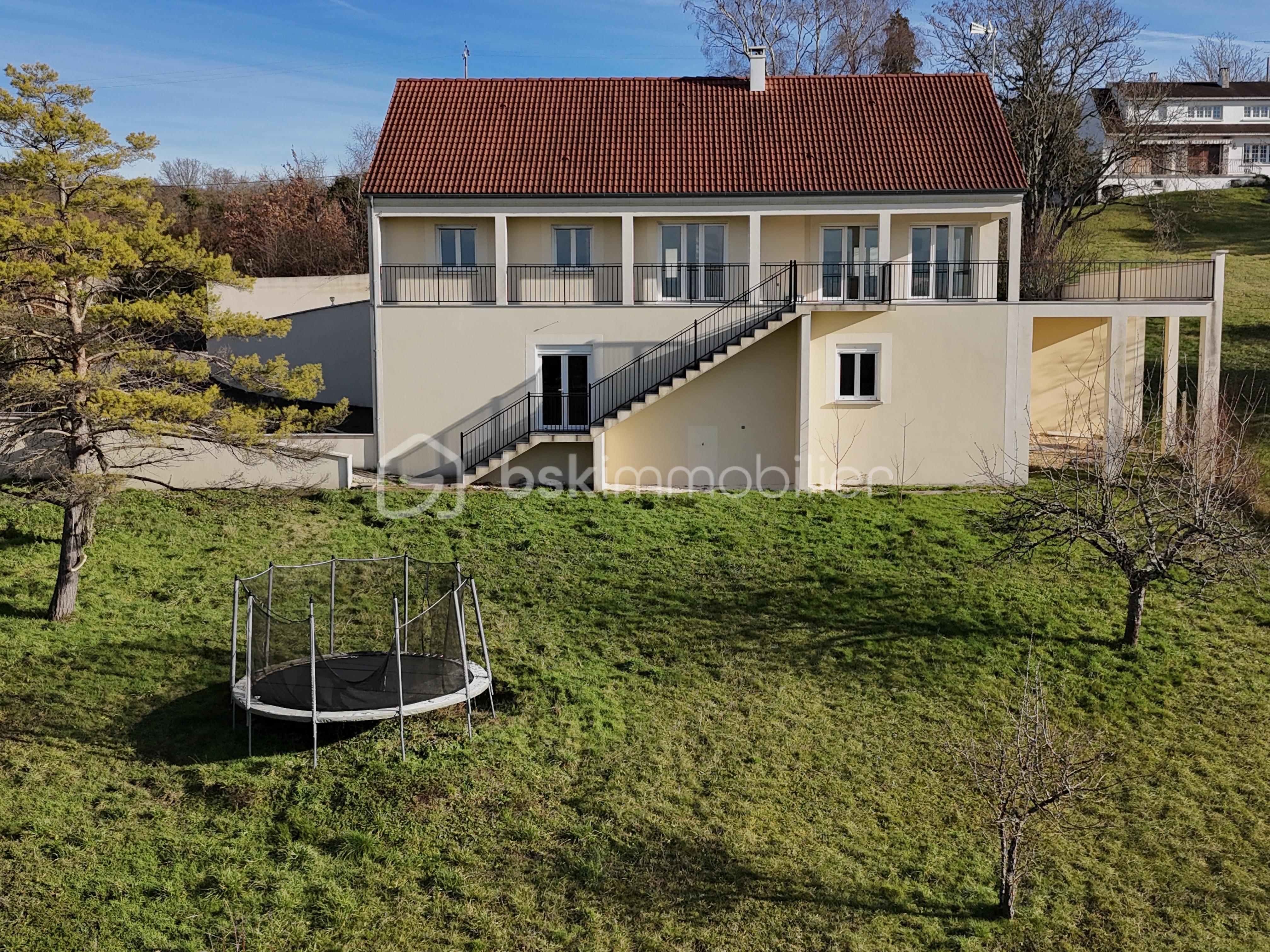 Pavillon de 170 m² - dji_fly_20260113_131602_0015_1768309933429_photo.jpg