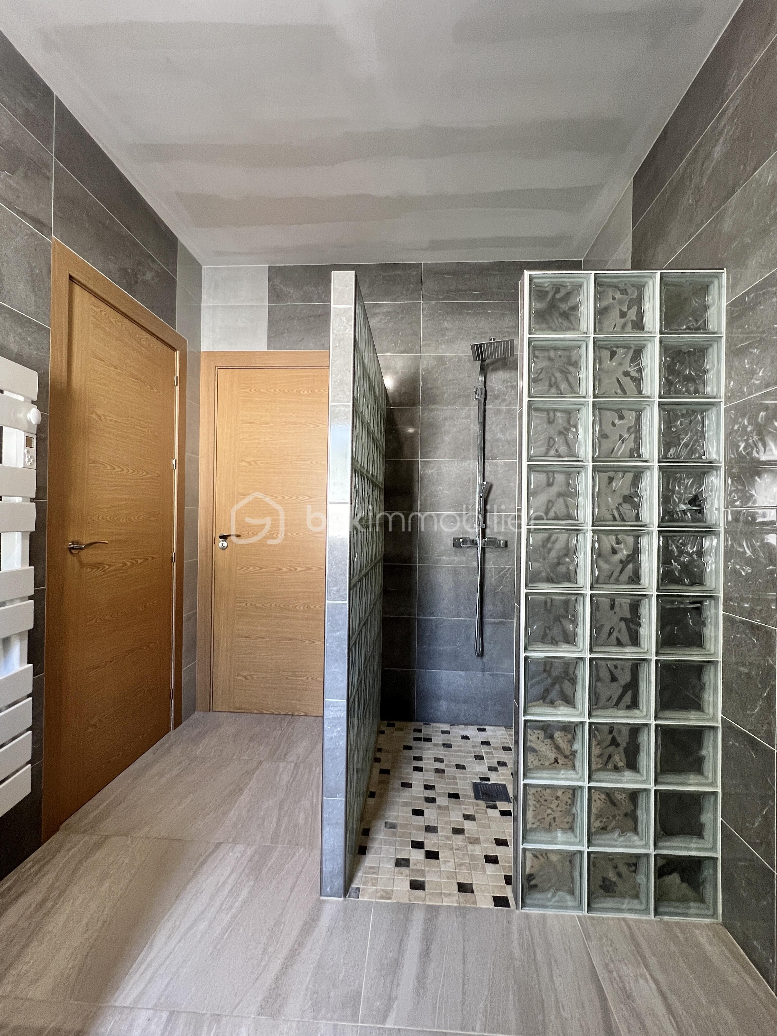 Pavillon de 170 m² - IMG_7531 2.JPG