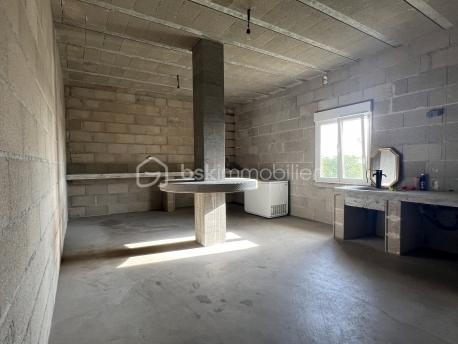 Pavillon de 170 m² - 019847b66796567081ca50ab199251b8.jpg