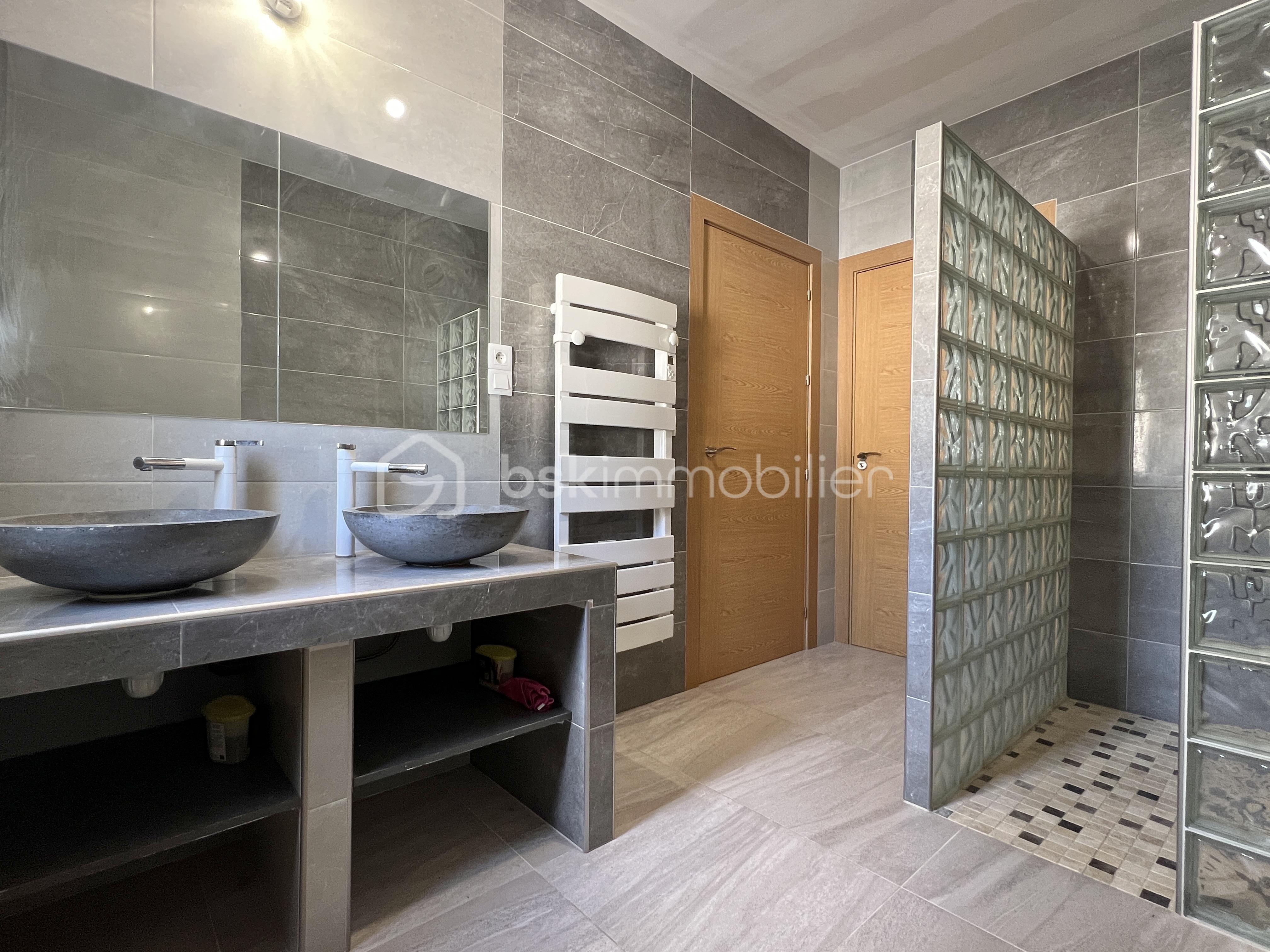 Pavillon de 170 m² - IMG_7530 2.JPG