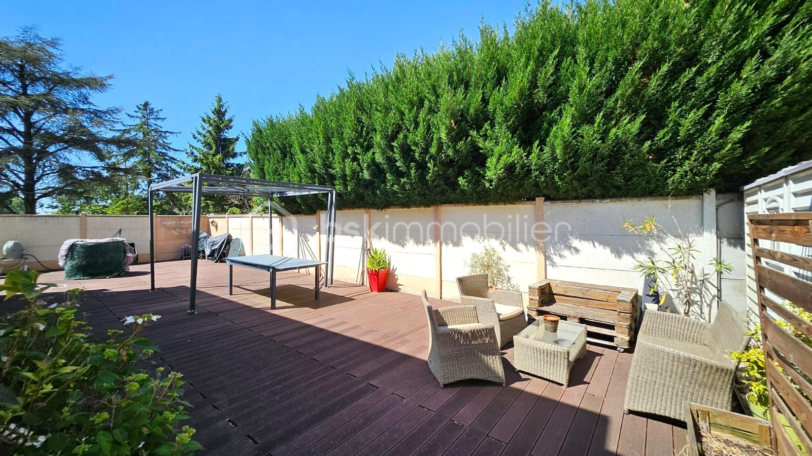 Maison de 133 m² - Grande terrasse.jpeg