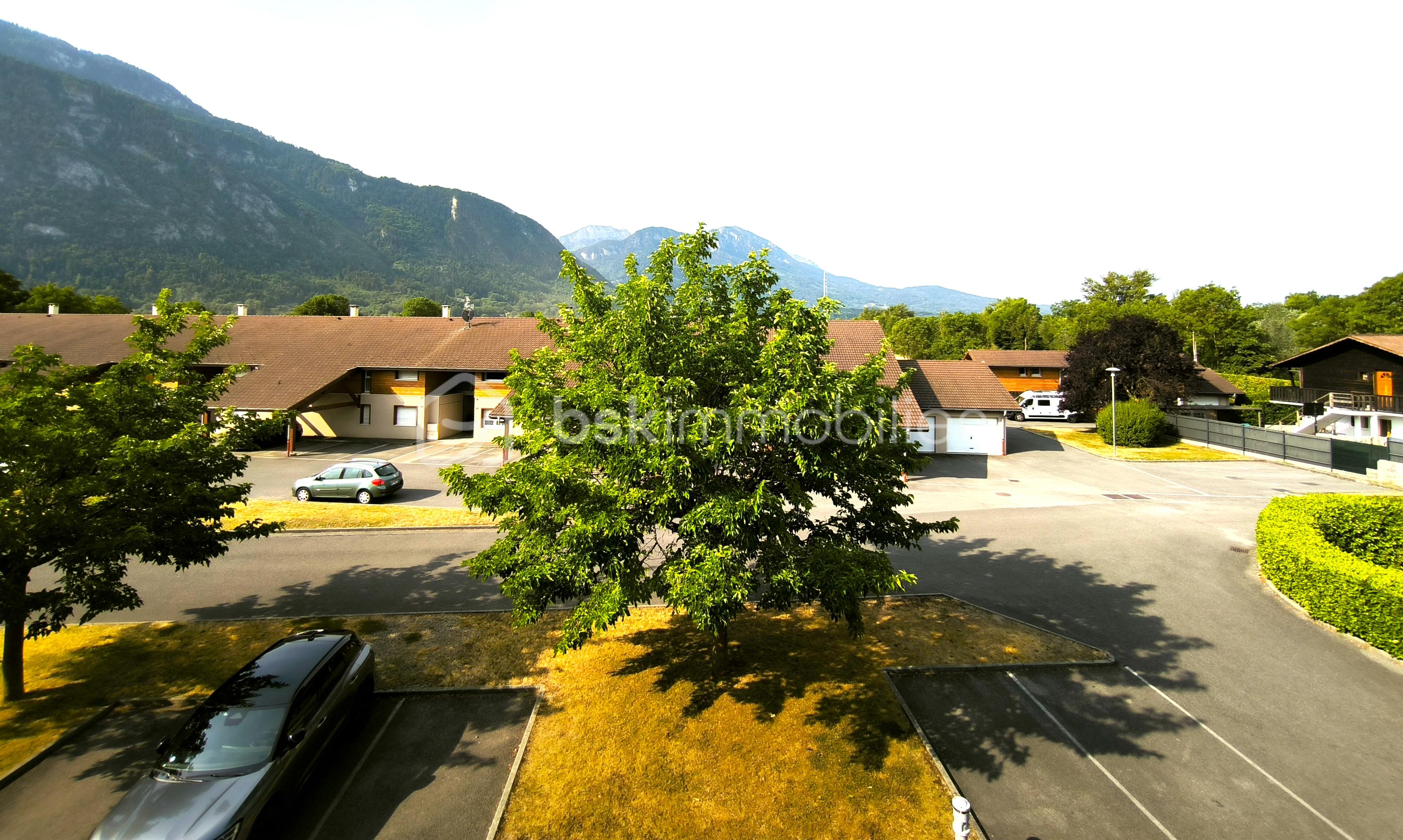 PHOTO 1.jpg