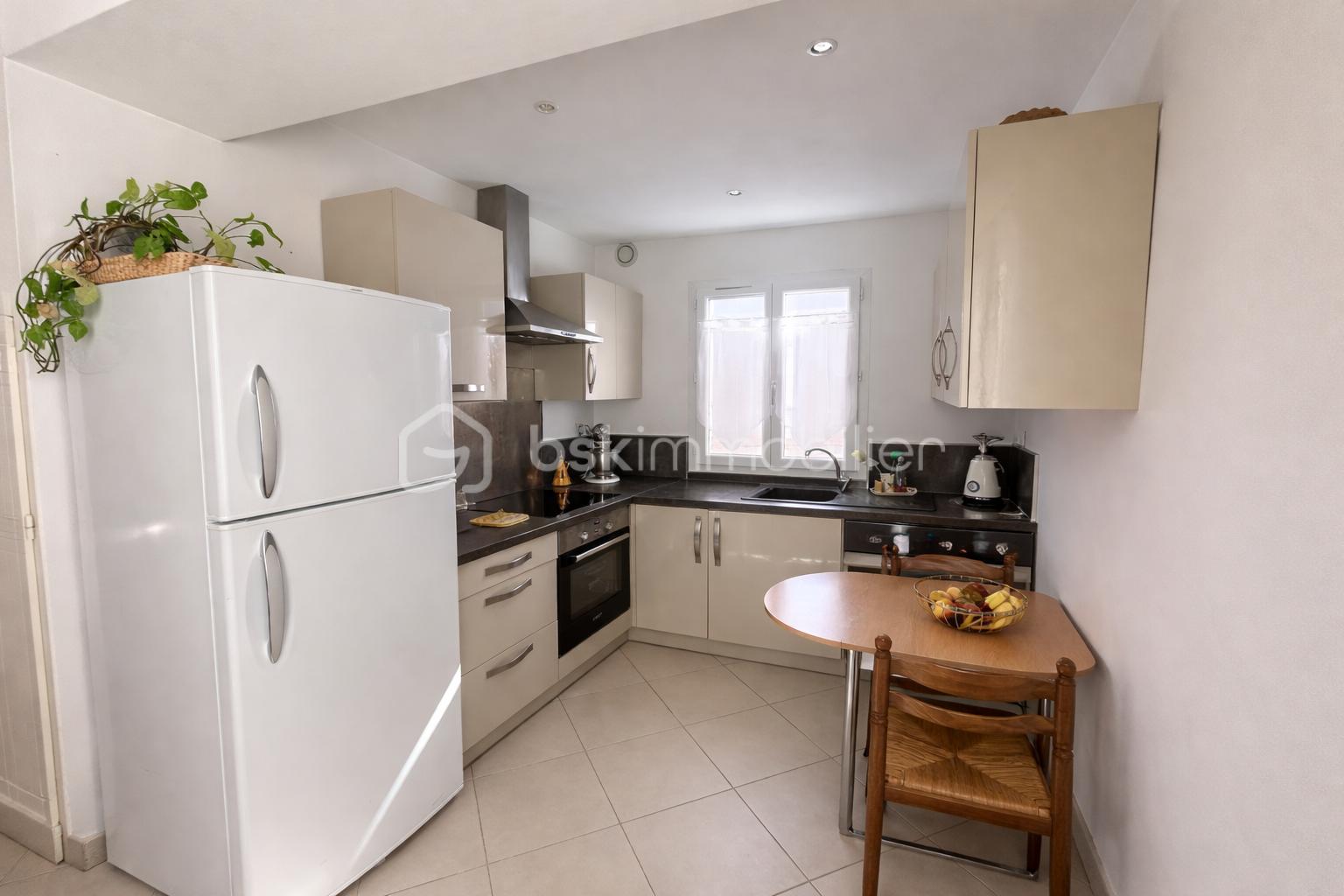 Cuisine moderne et épurée de style L.png