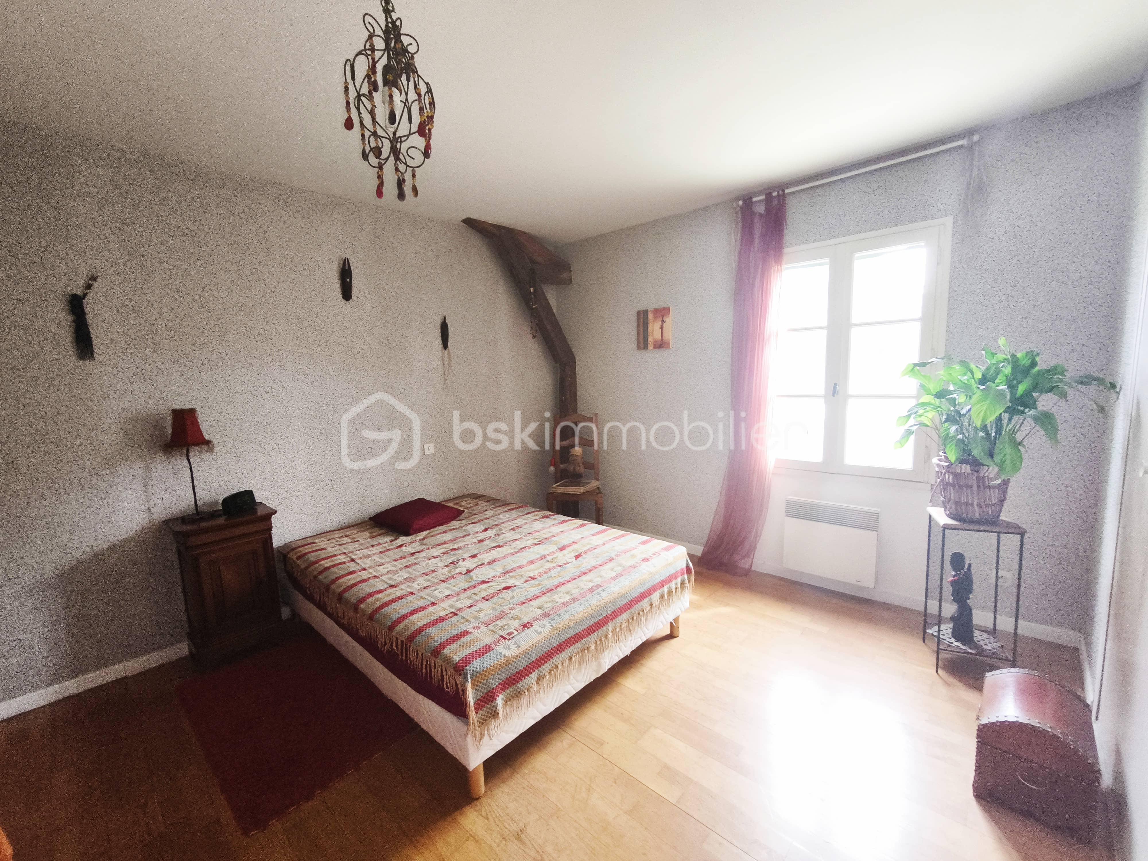 Maison de village de 225 m² - 1743689549638.jpg