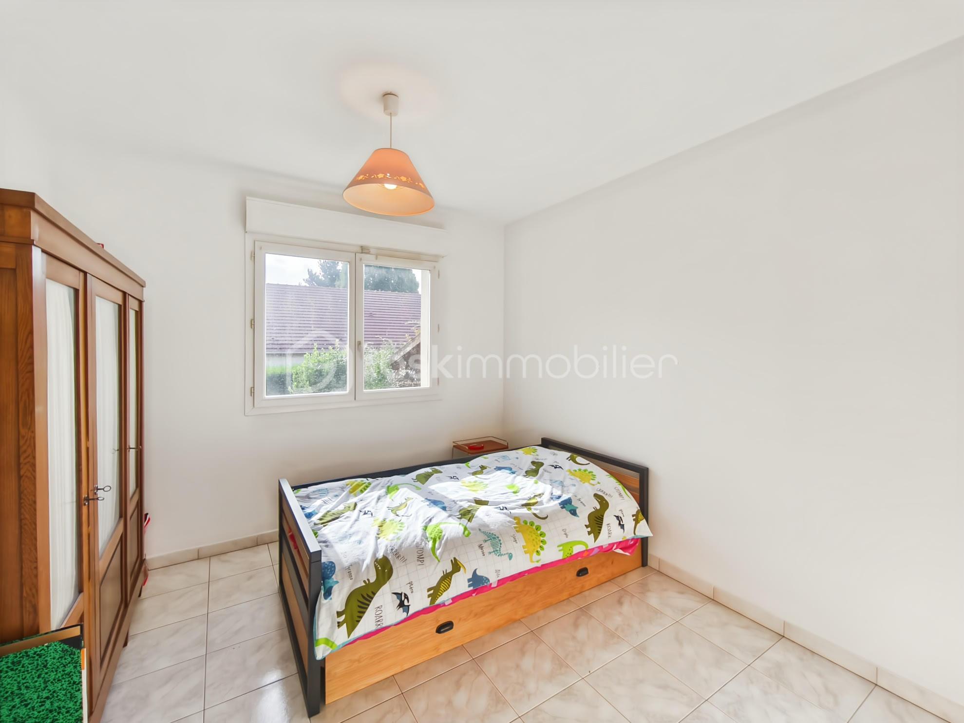 Pavillon de 123 m² - chambre.jpg