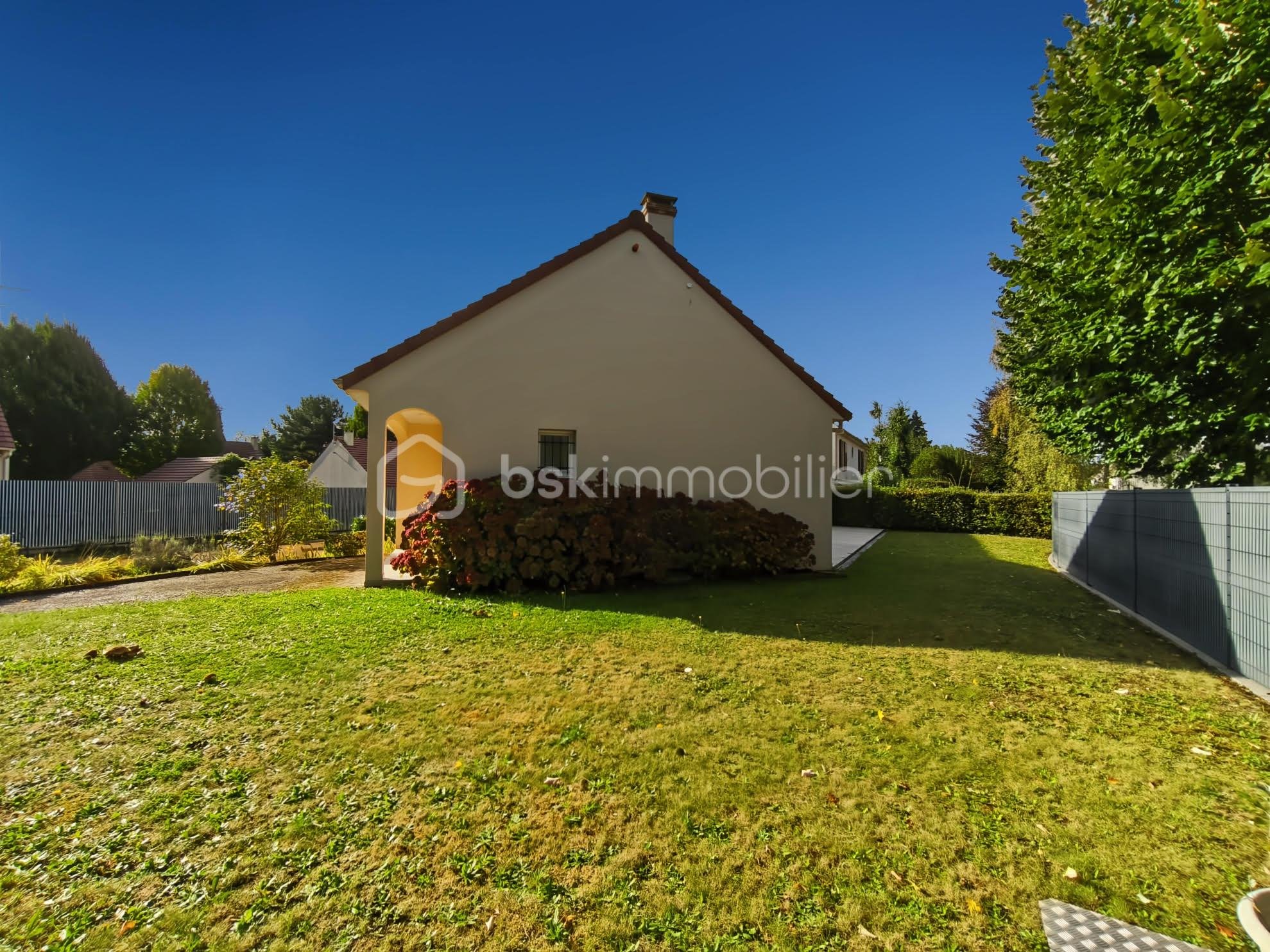 Pavillon de 123 m² - jardin coter.jpg
