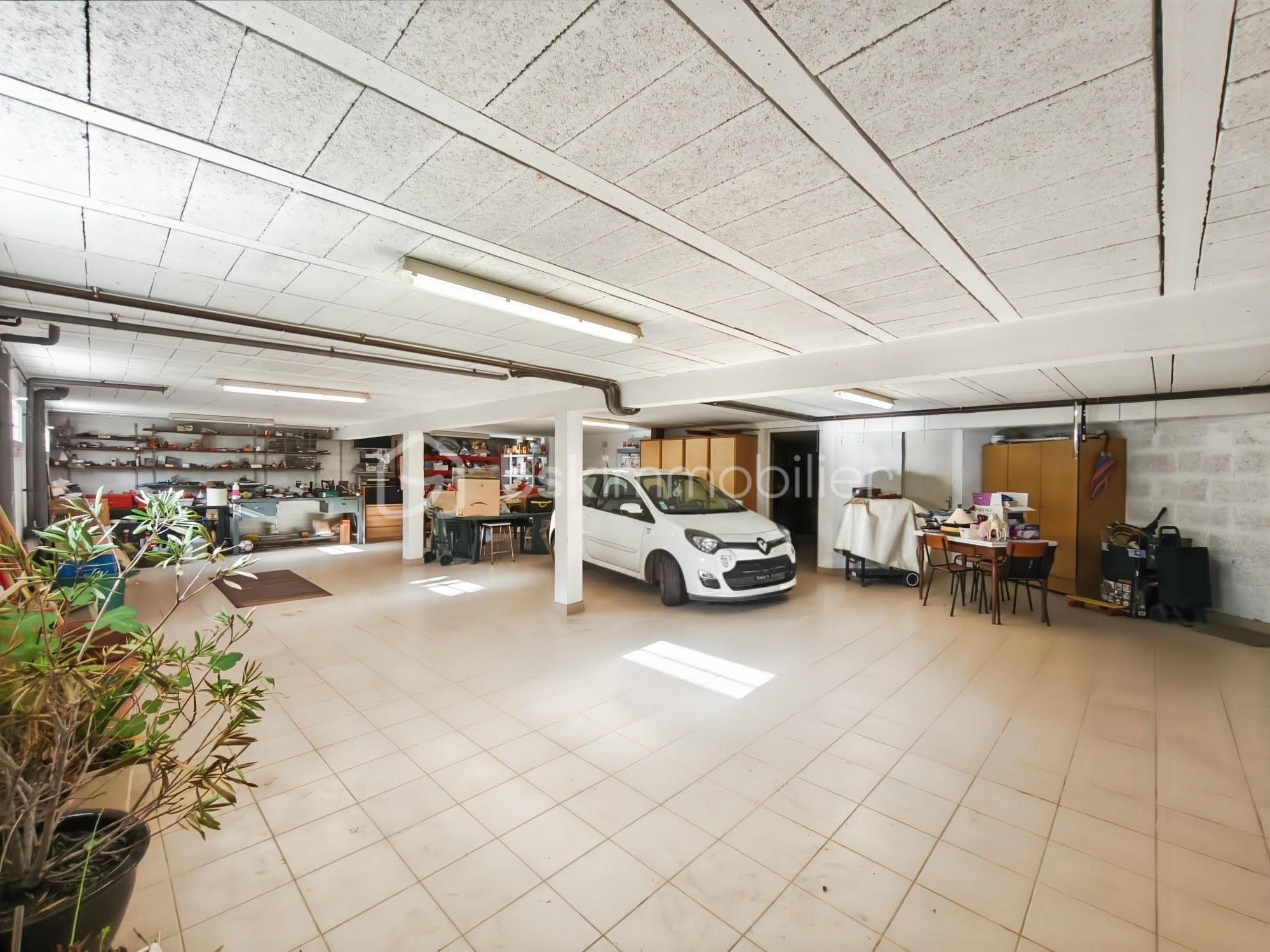 Pavillon de 123 m² - sous sol 1.jpg