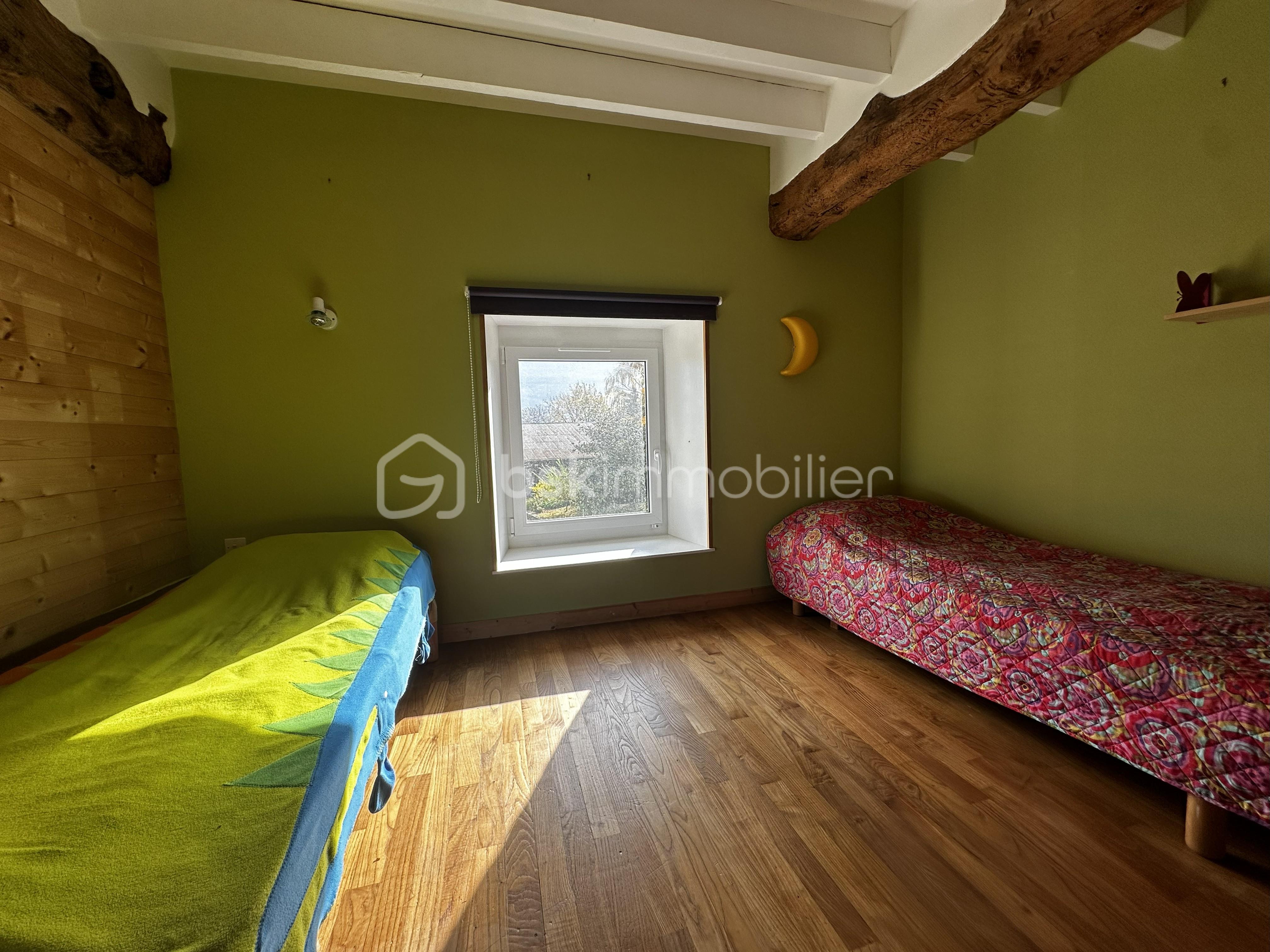 Maison de 125,08 m² - chambre 2.jpg