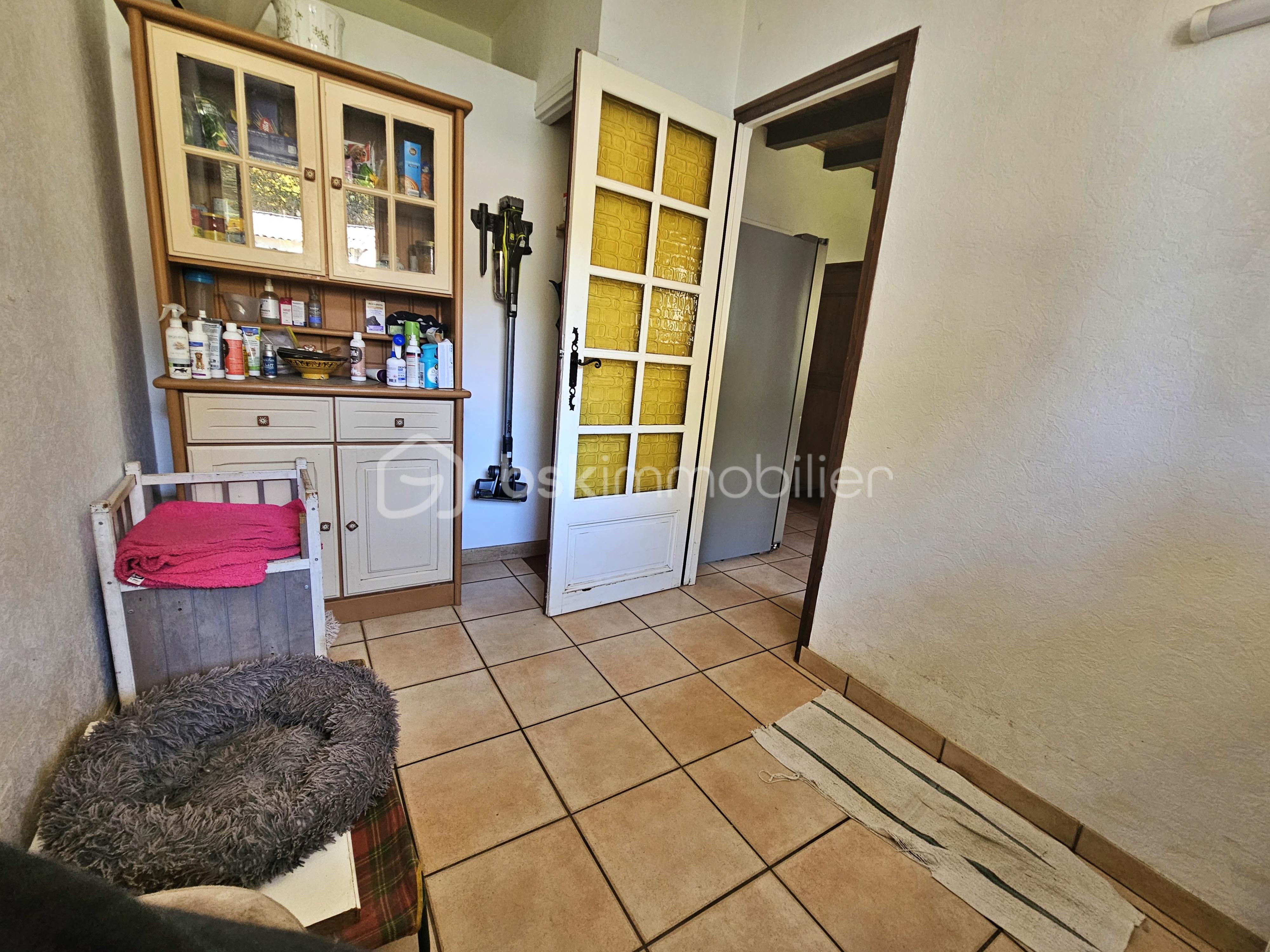 Maison de 124 m² - Arriere cuisine (1).jpg