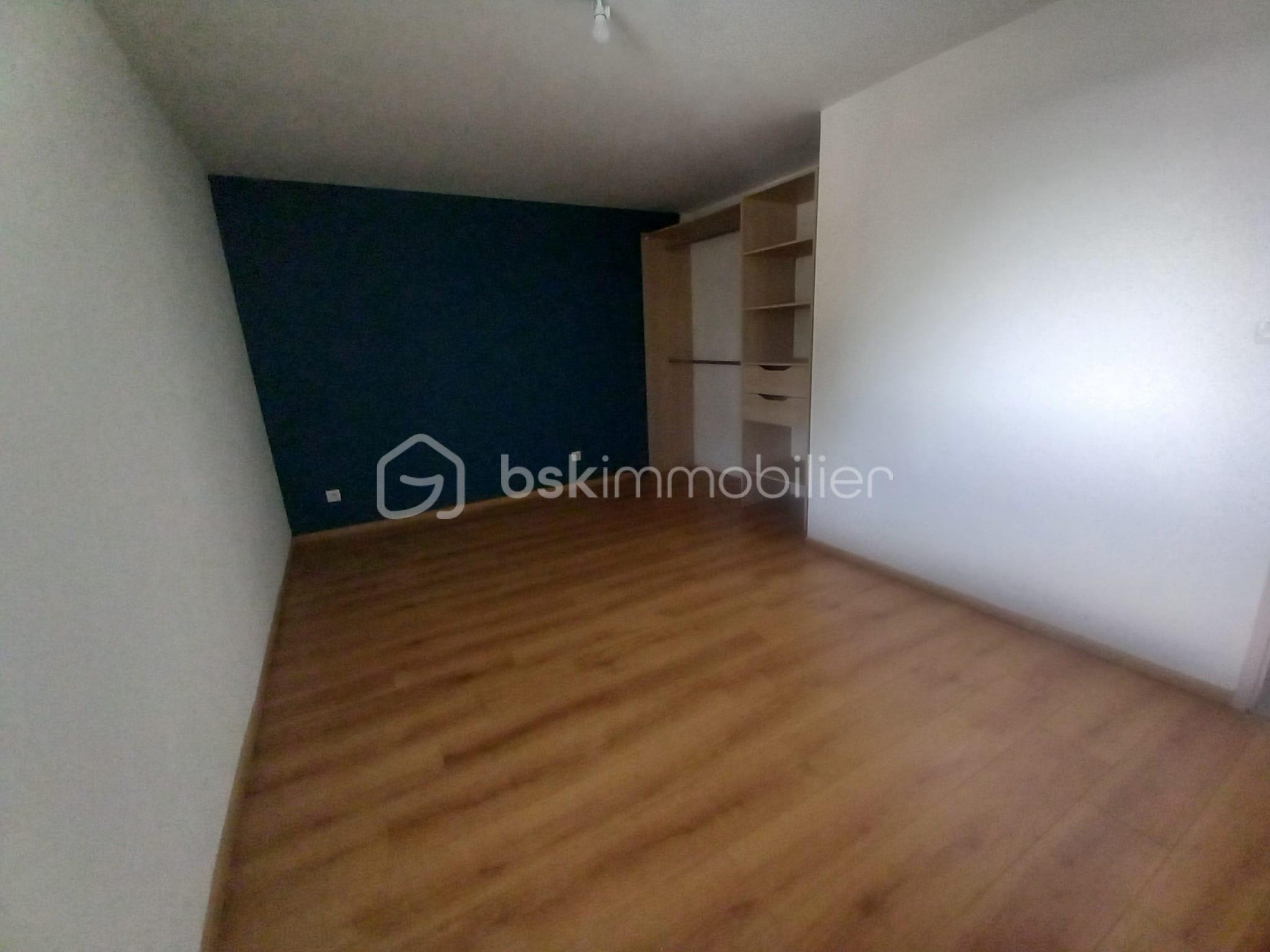 Maison de 103 m² - Maison Semons Chambre 3.jpg