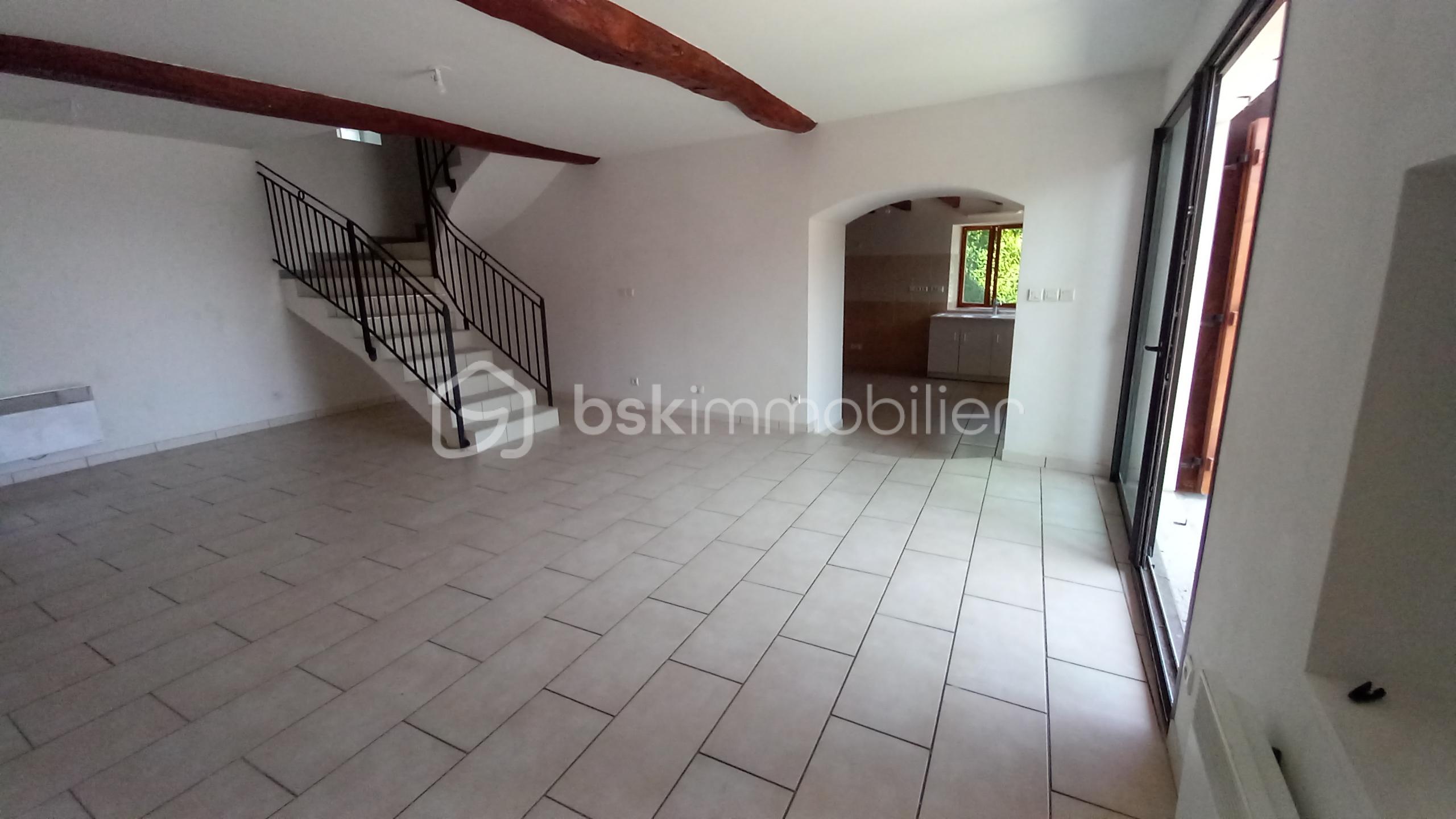 Maison de 103 m² - Maison Semons Salon cuisine.jpg