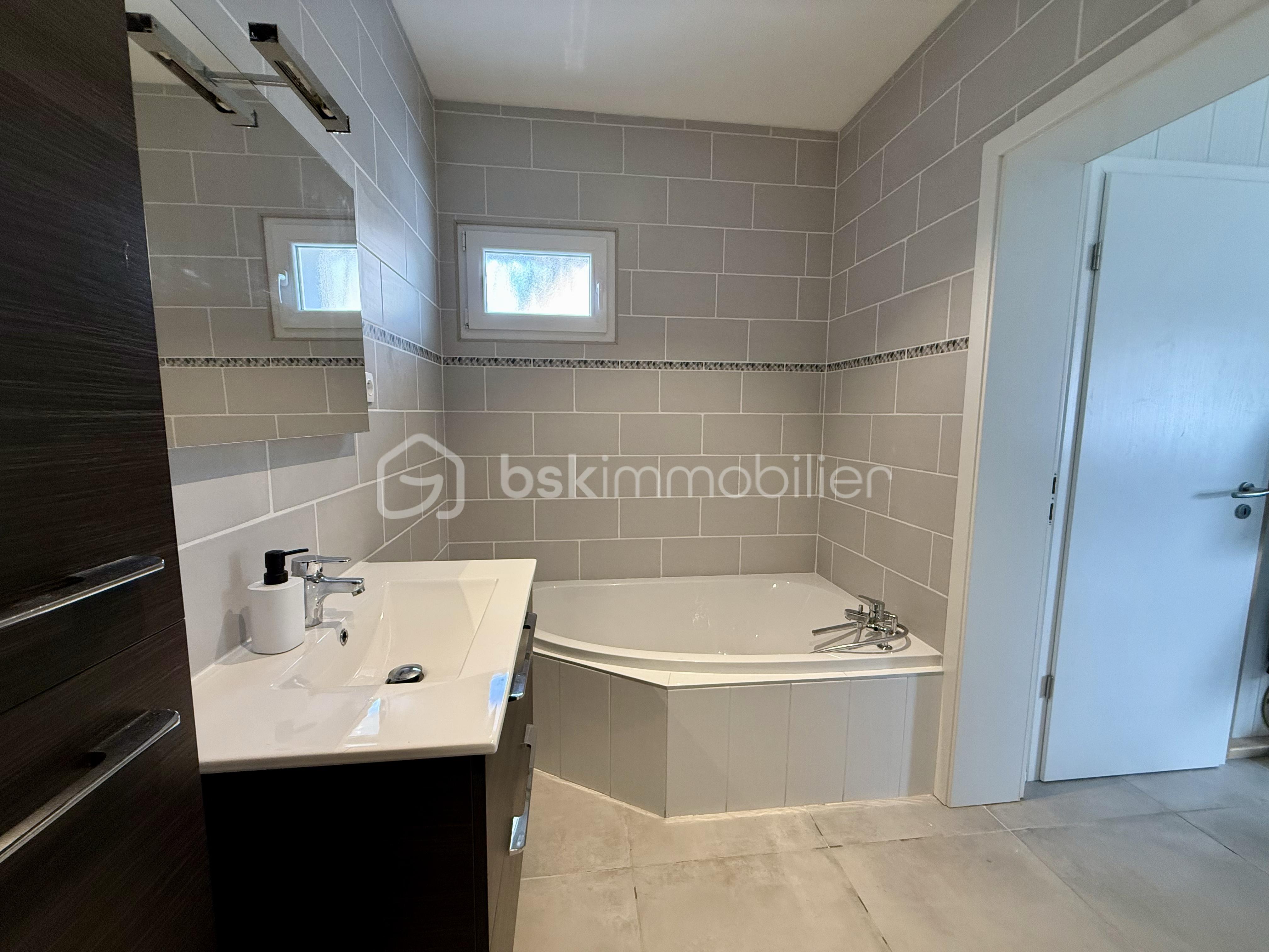 Maison de 95,85 m² - tempImageFFEkka.png