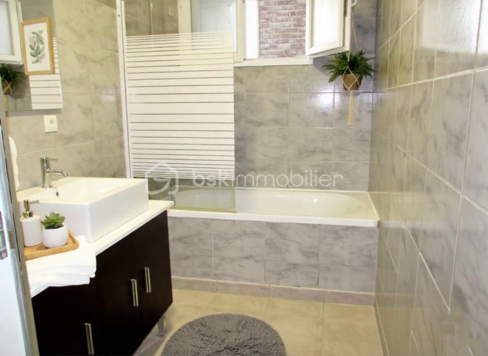 Appartement de 72 m² - magic_eraser1767967243765.jpg