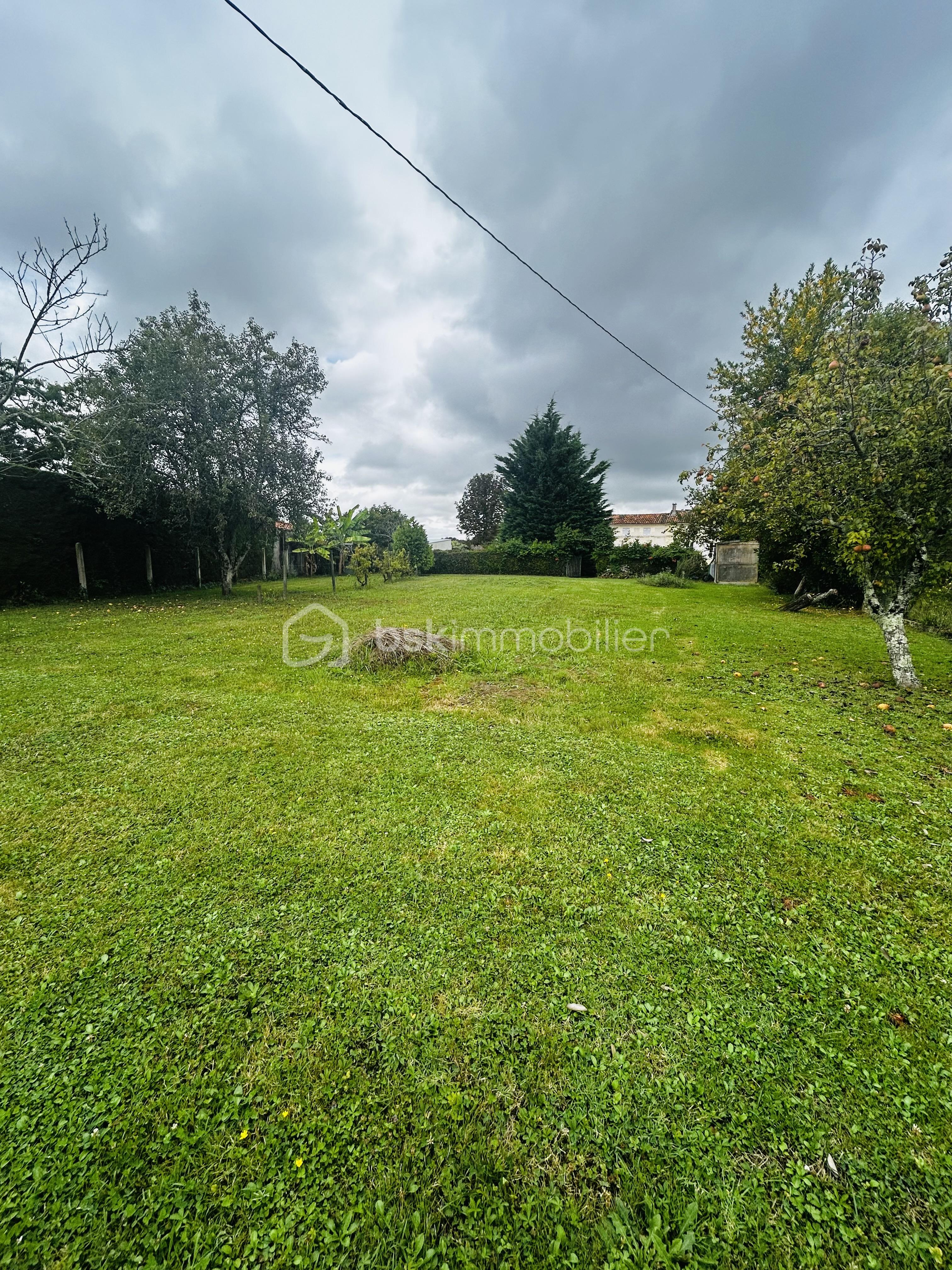 Maison charentaise de 155 m² - parcelle constructible.jpg