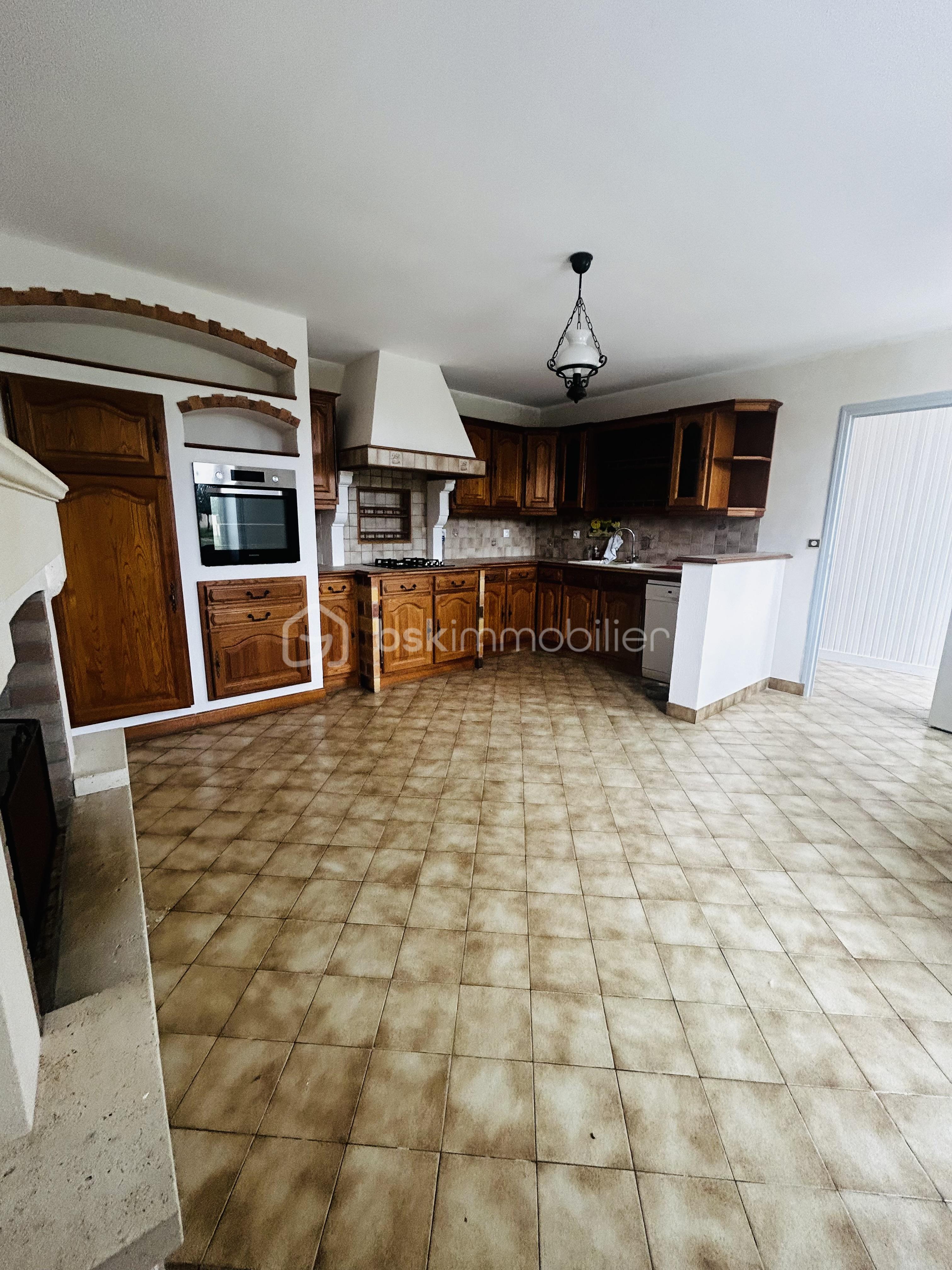 Maison charentaise de 155 m² - cuisine.jpg