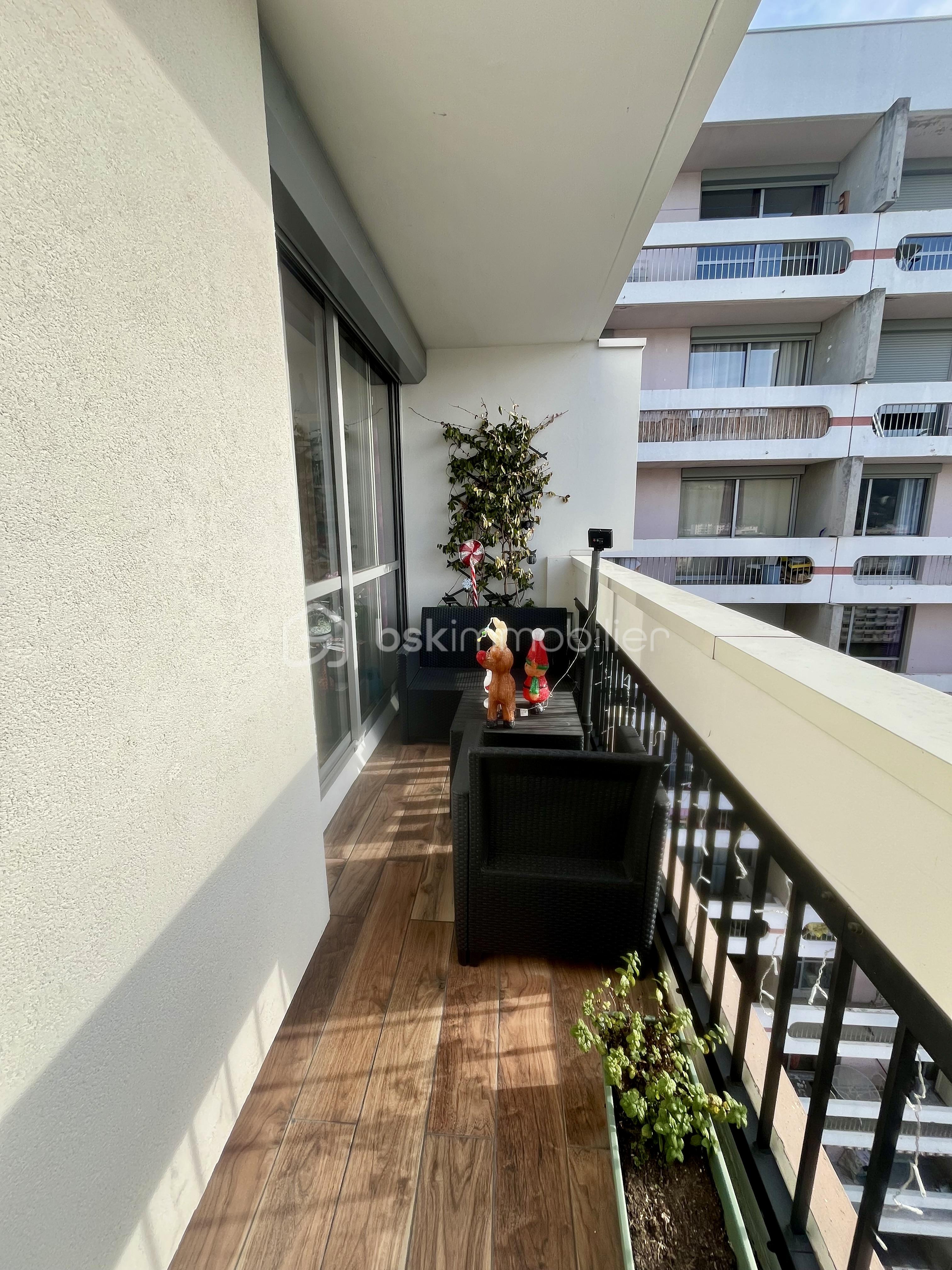 Appartement de 76,14 m² - 6-balcon salon et bureau mod.jpeg