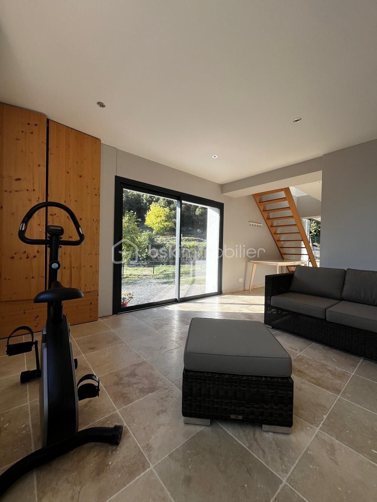 Maison de 168 m² - IMG-20251010-WA0058.jpg