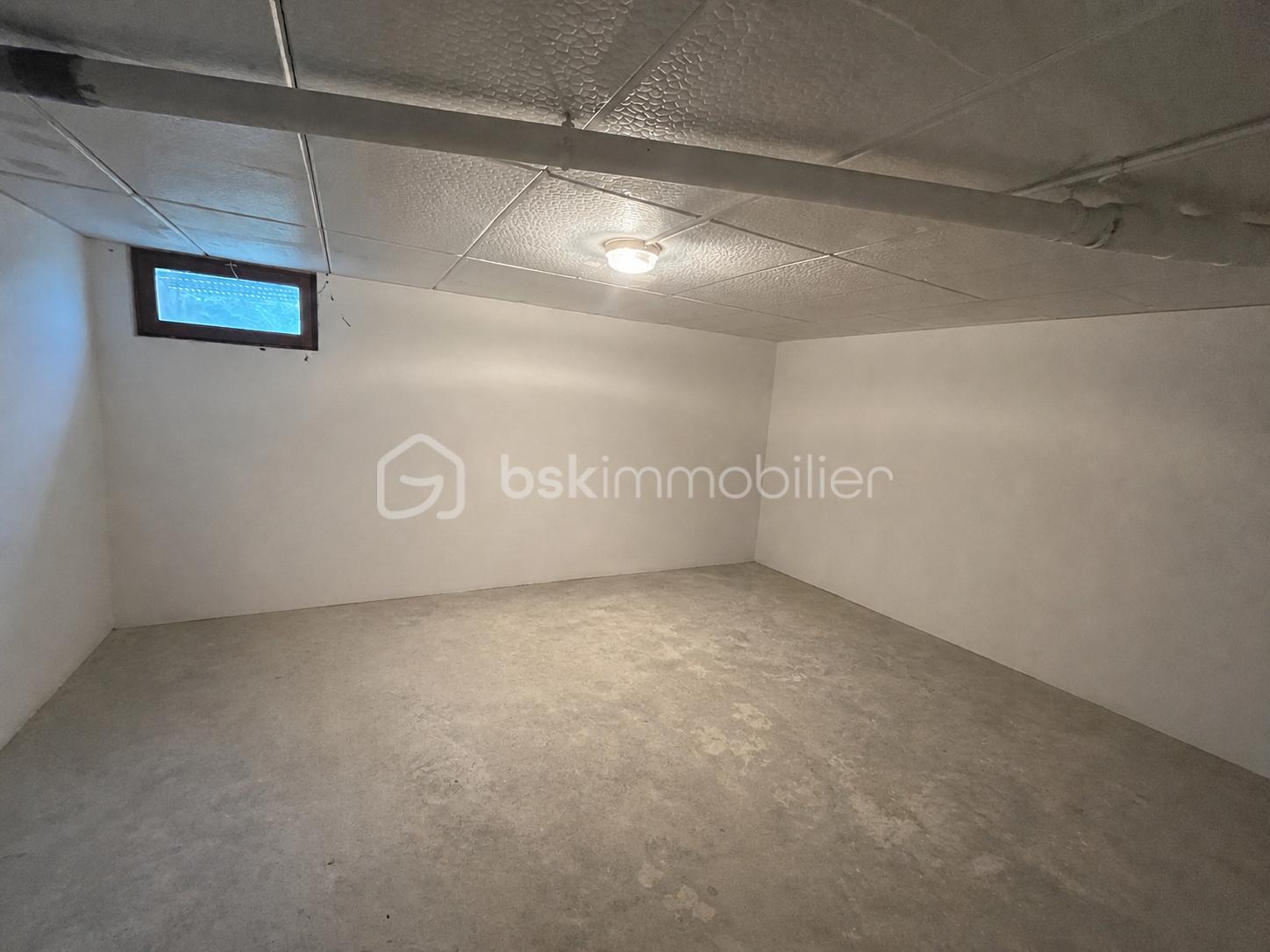 pièce sous sol 18,5m2.PNG