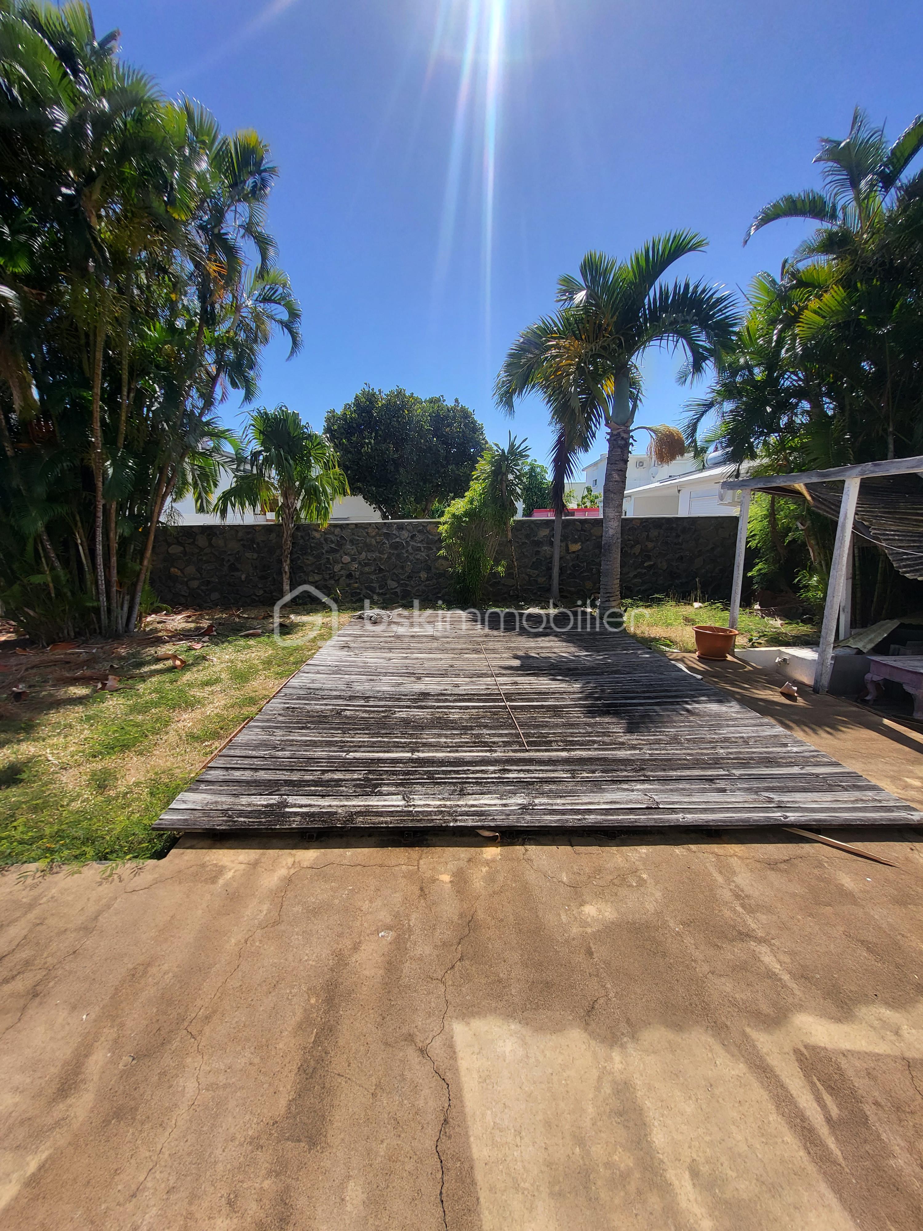 Maison de 145 m² - Jardin arrière.jpg