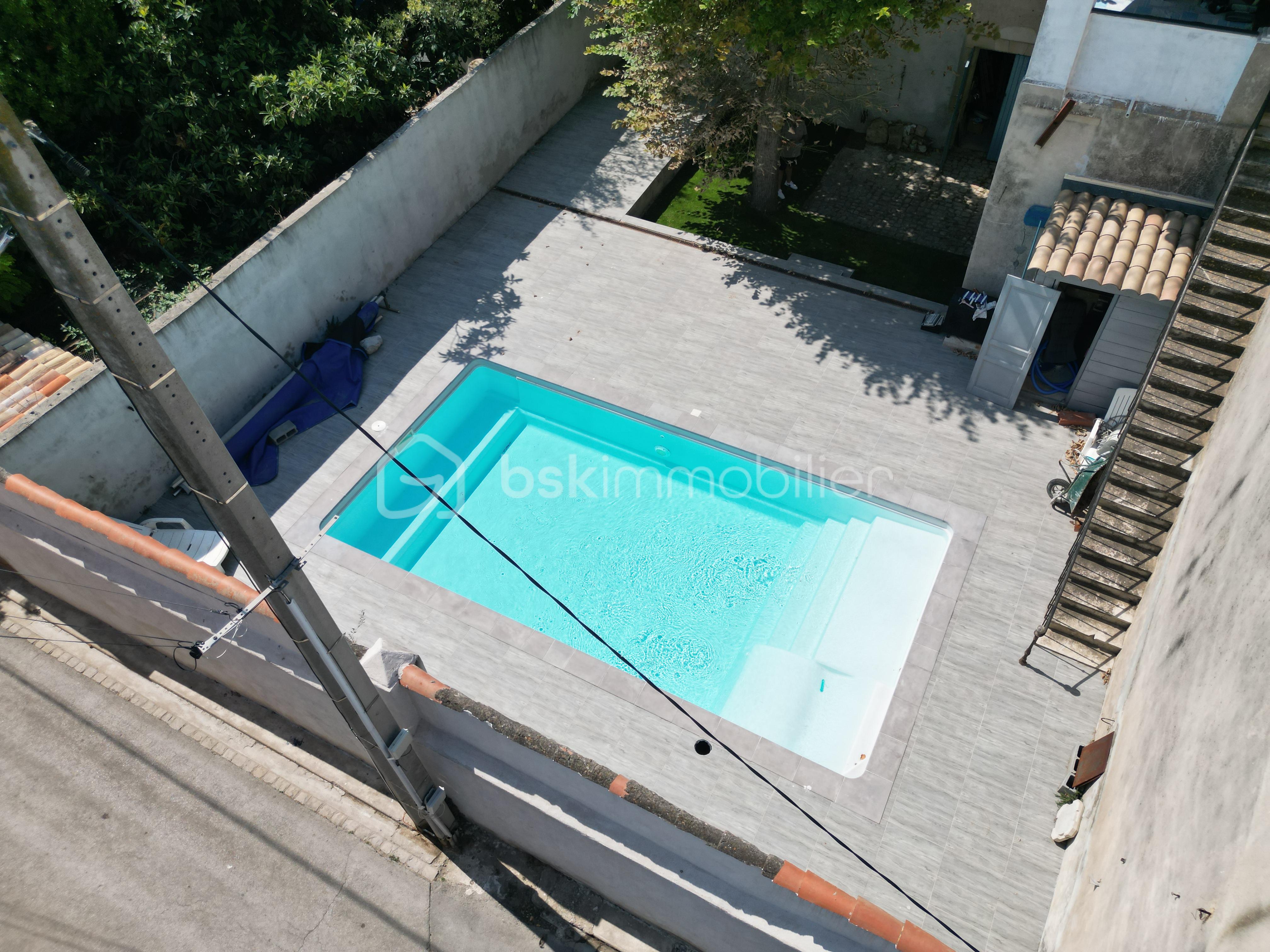 Maison de ville de 288 m² - dji_fly_20250808_114400_768_1756200196980_photo.JPG