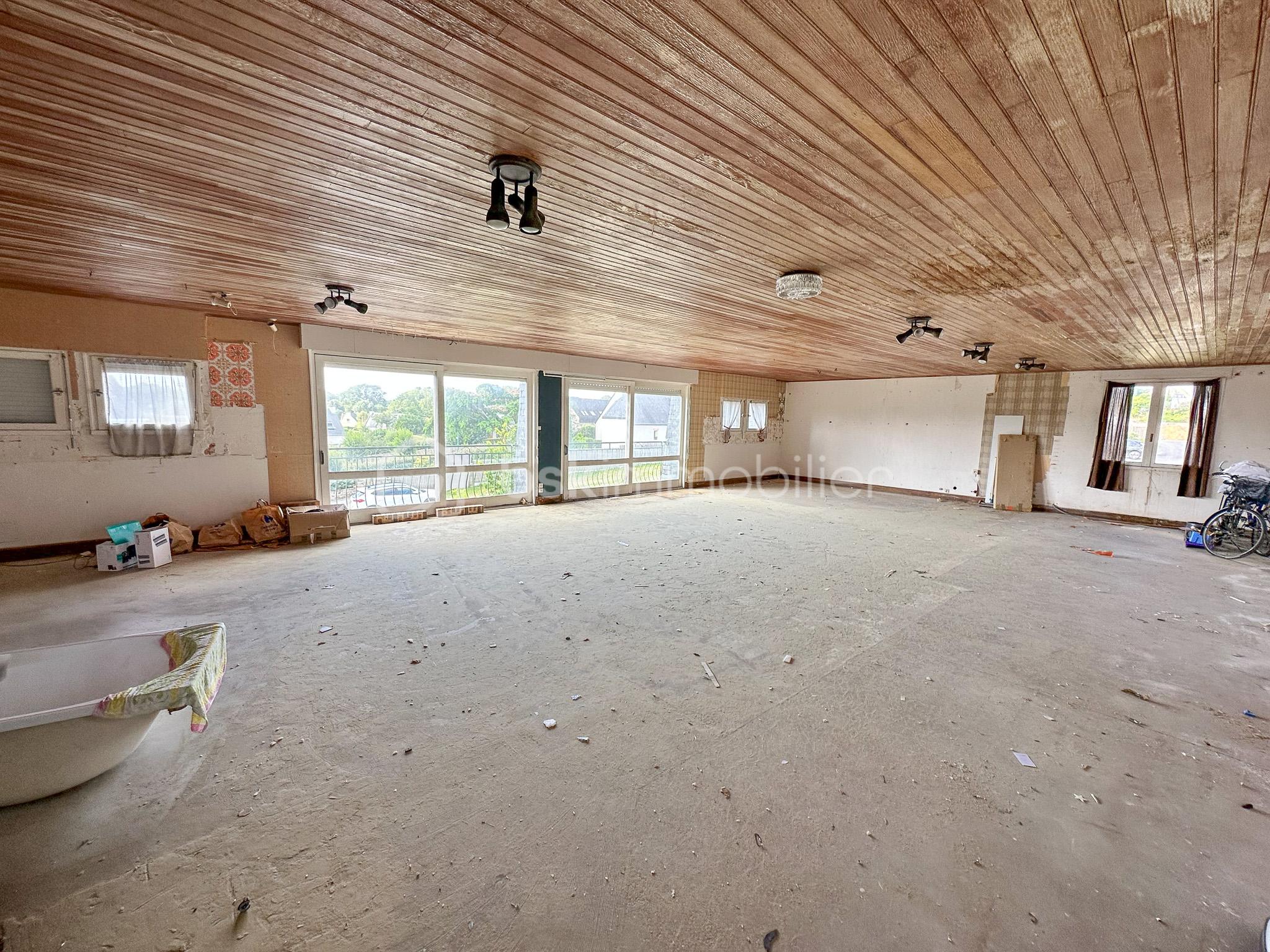 Immeuble de 210 m² - PLOEMEL-5.jpg