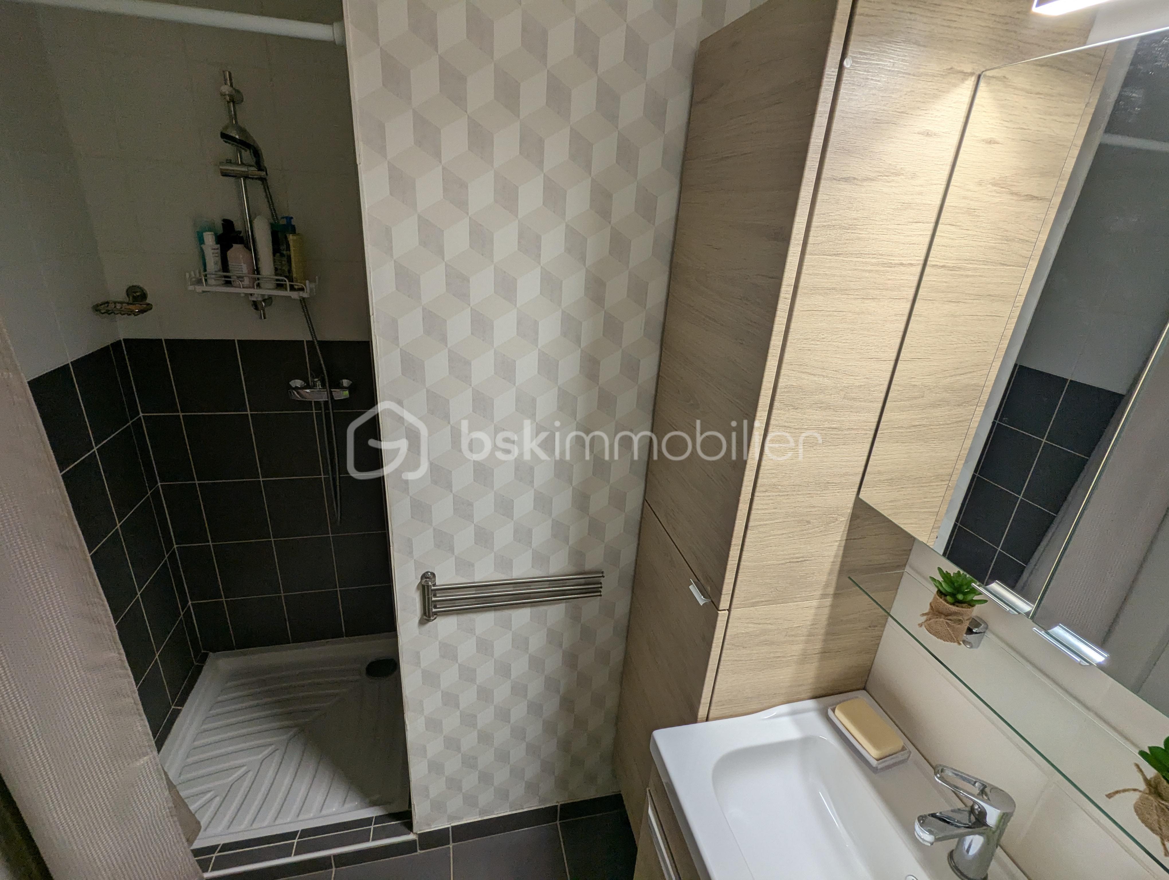 Maison de 105 m² - PXL_20251018_150221560.jpg