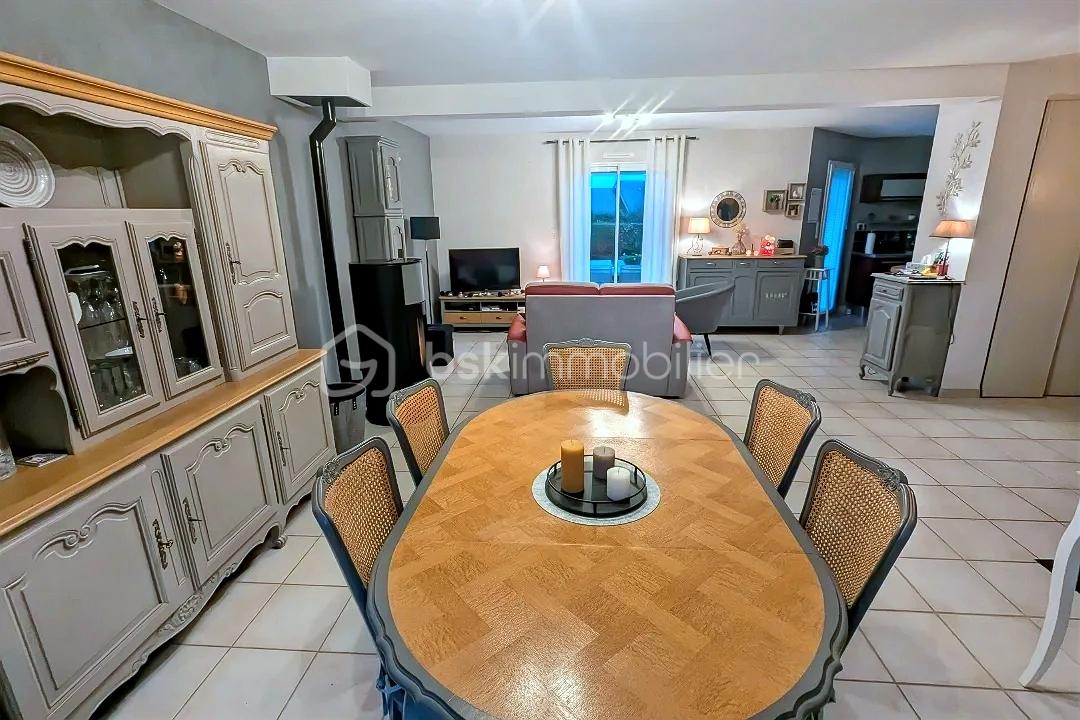 Maison de 105 m² - hoqi-45ff0e0cb9e44b8c933cf24c45562b28.jpg