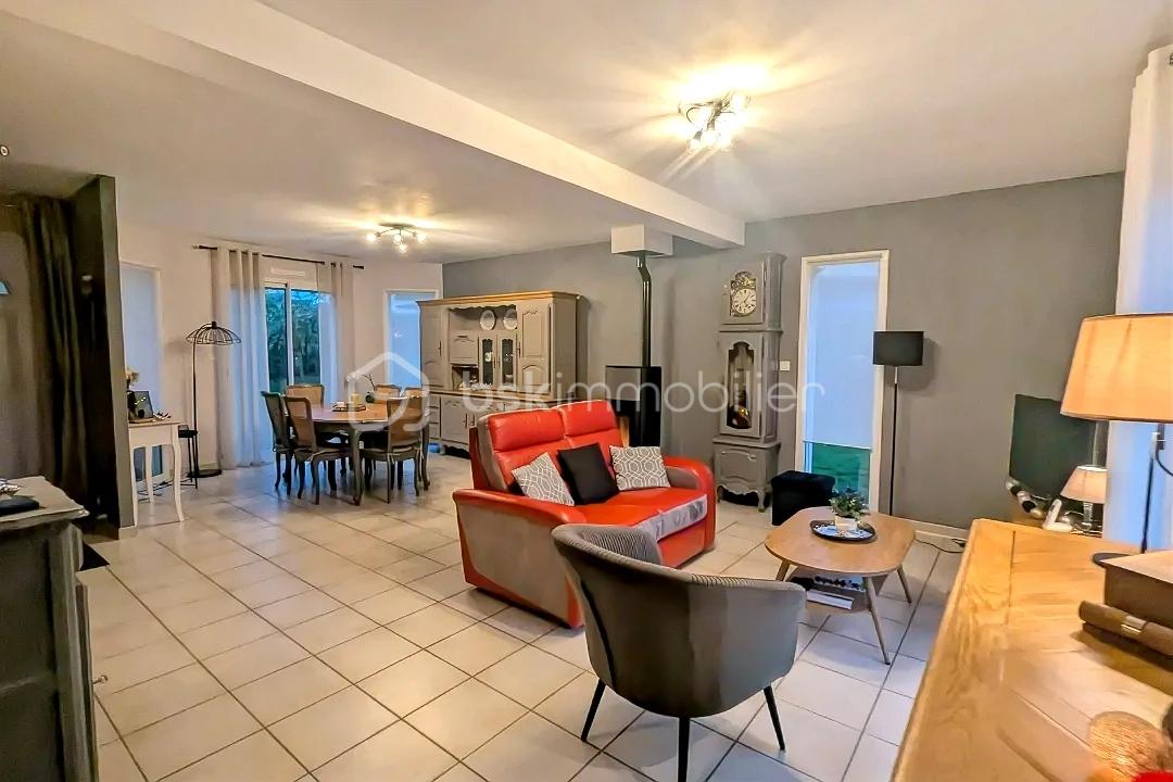 Maison de 105 m² - hoqi-6e4123f72fc54912bf60b682a1595afe.jpg