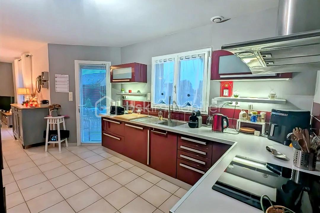 Maison de 105 m² - hoqi-04bd5fe9714e46f981c8294704ebcc50.jpg