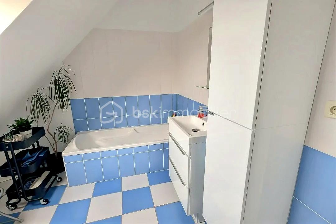 Maison de 105 m² - hoqi-9e6563cf49884d489ea01427cca0ed77.jpg