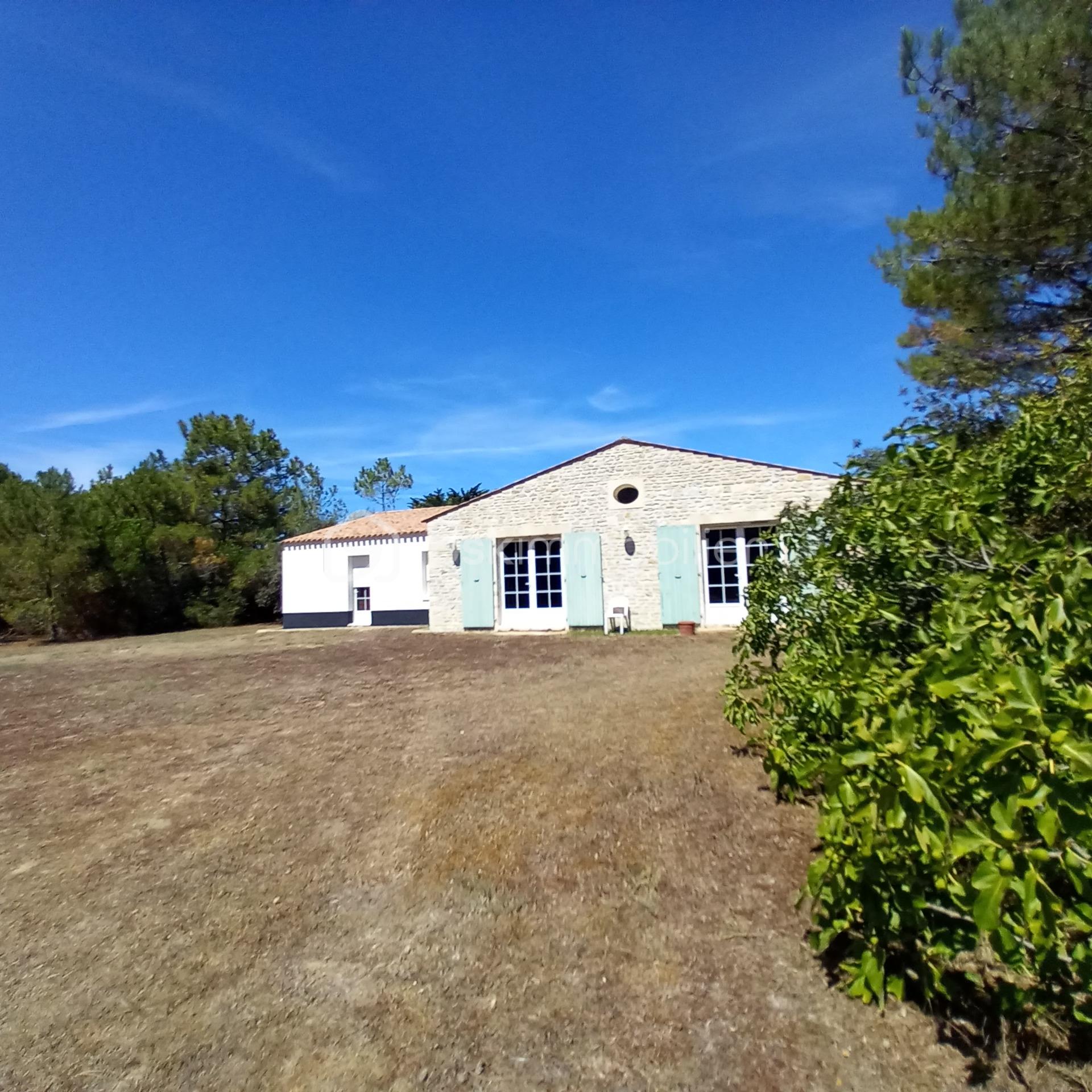 Maison 6 pièces 199 m² · à Saint-Georges-d'Oléron · 199 m² · 900 000 €