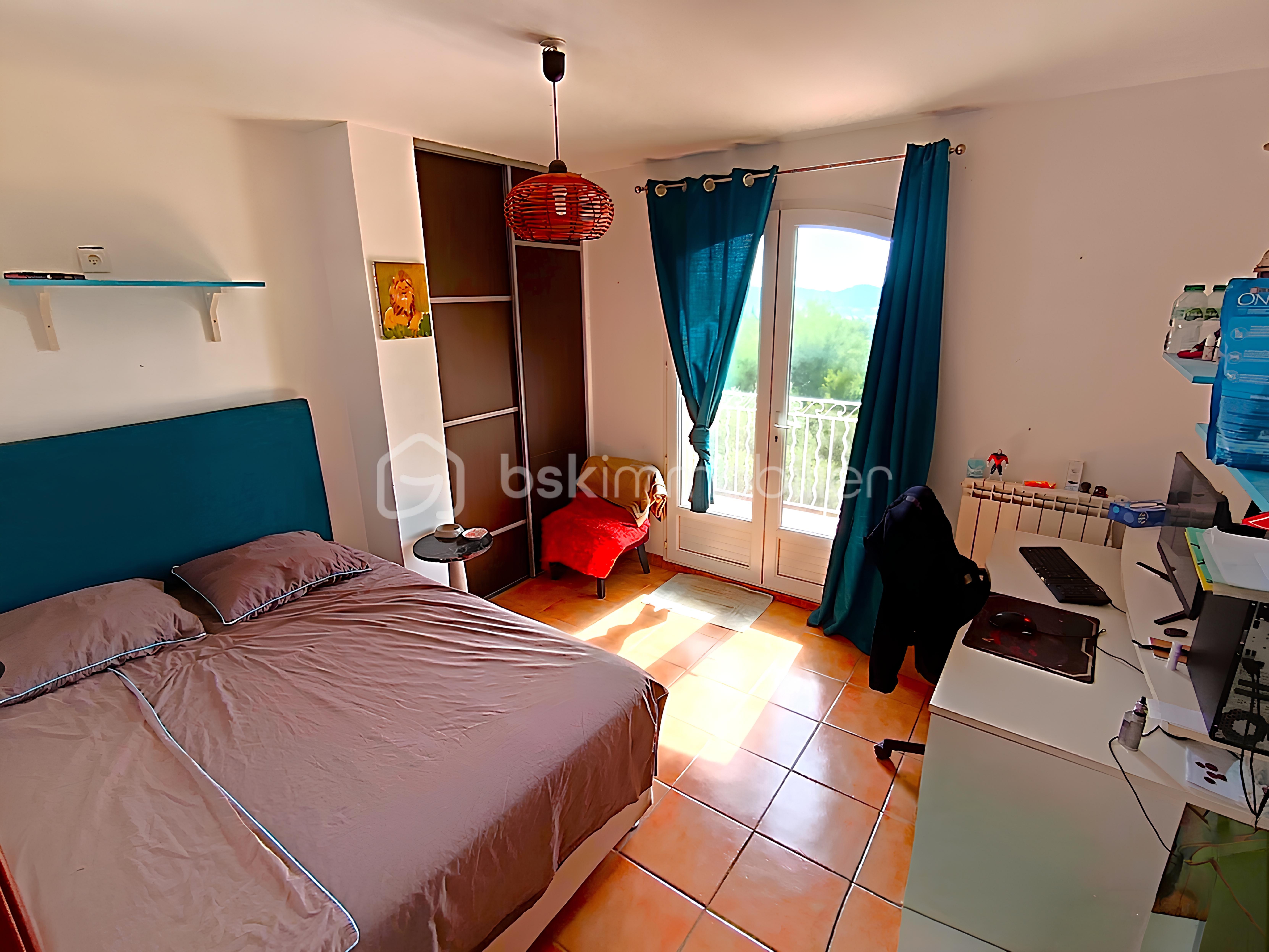 Maison de 225 m² - 13 CHAMBRE HAUT - .jpg