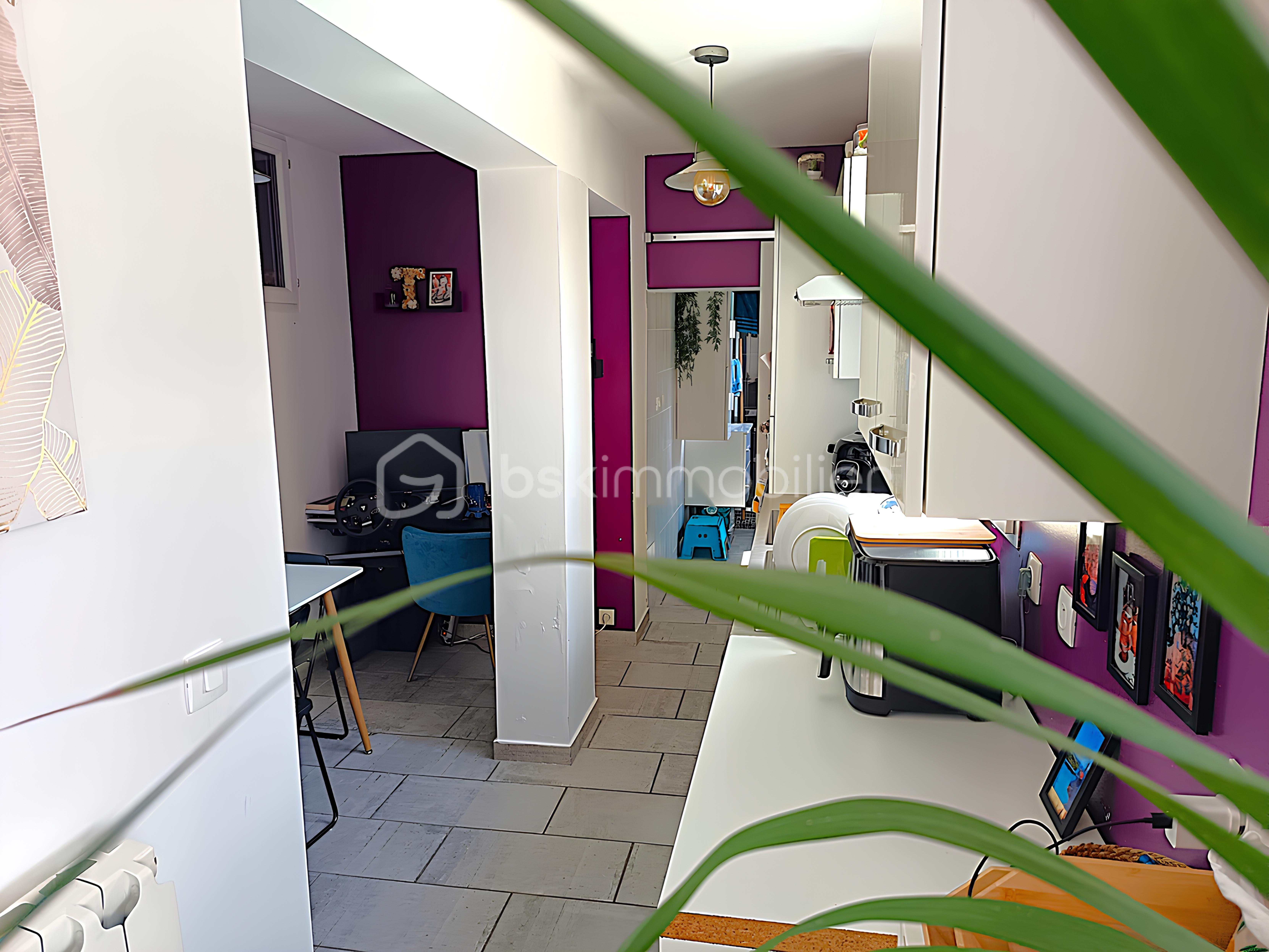 Maison de 225 m² - 21 T2 CUISINE 1.jpg