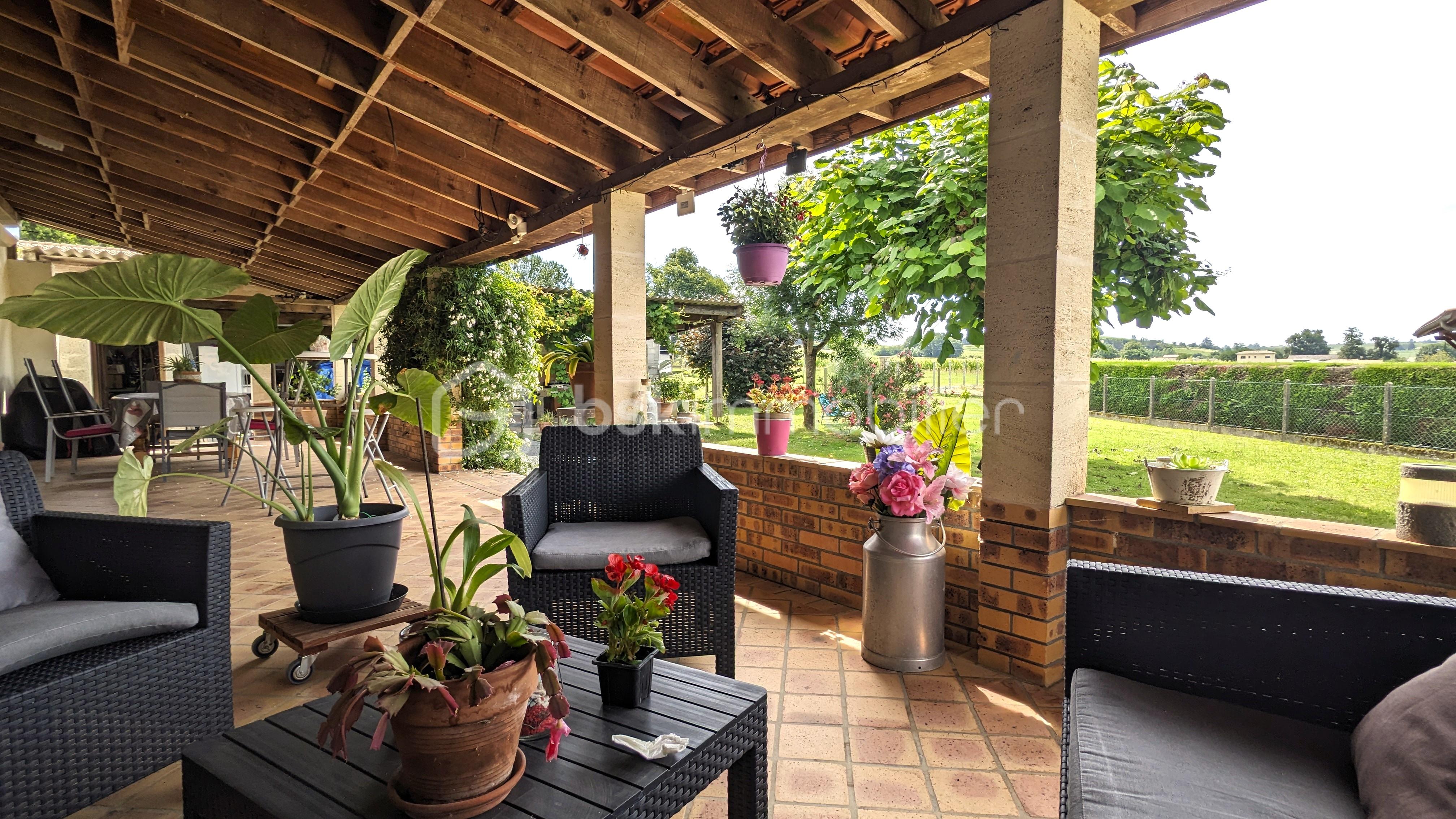 Maison traditionnelle de 203 m²