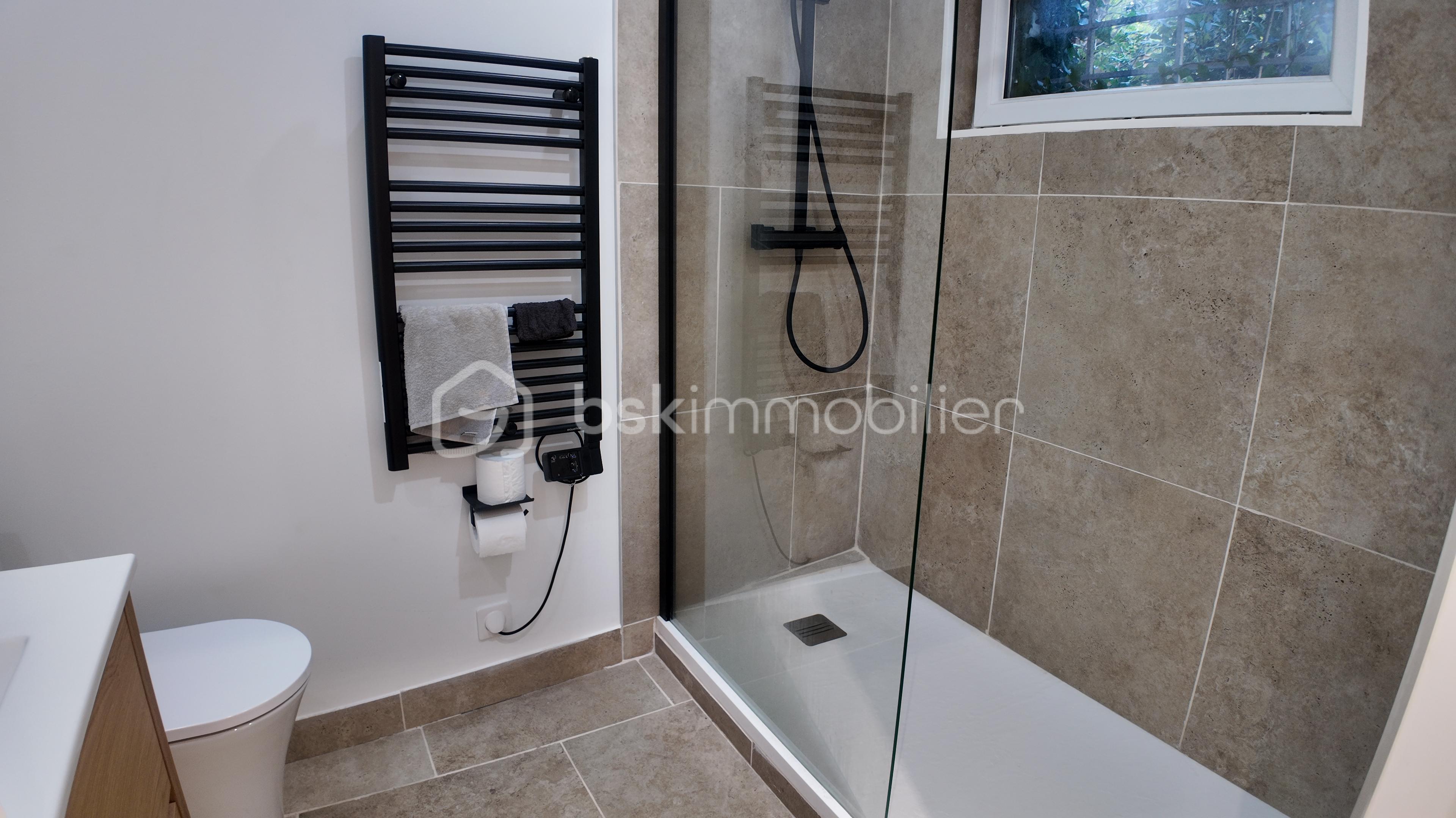 Maison de ville de 78,09 m² - dji_mimo_20251203_161654_20251203161655_1765902003258_photo.JPG