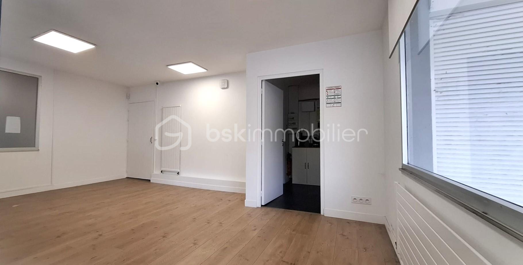 Local commercial de 66 m² - ac9dae08-6f36-4561-92c5-63cf0bc04231.jpg