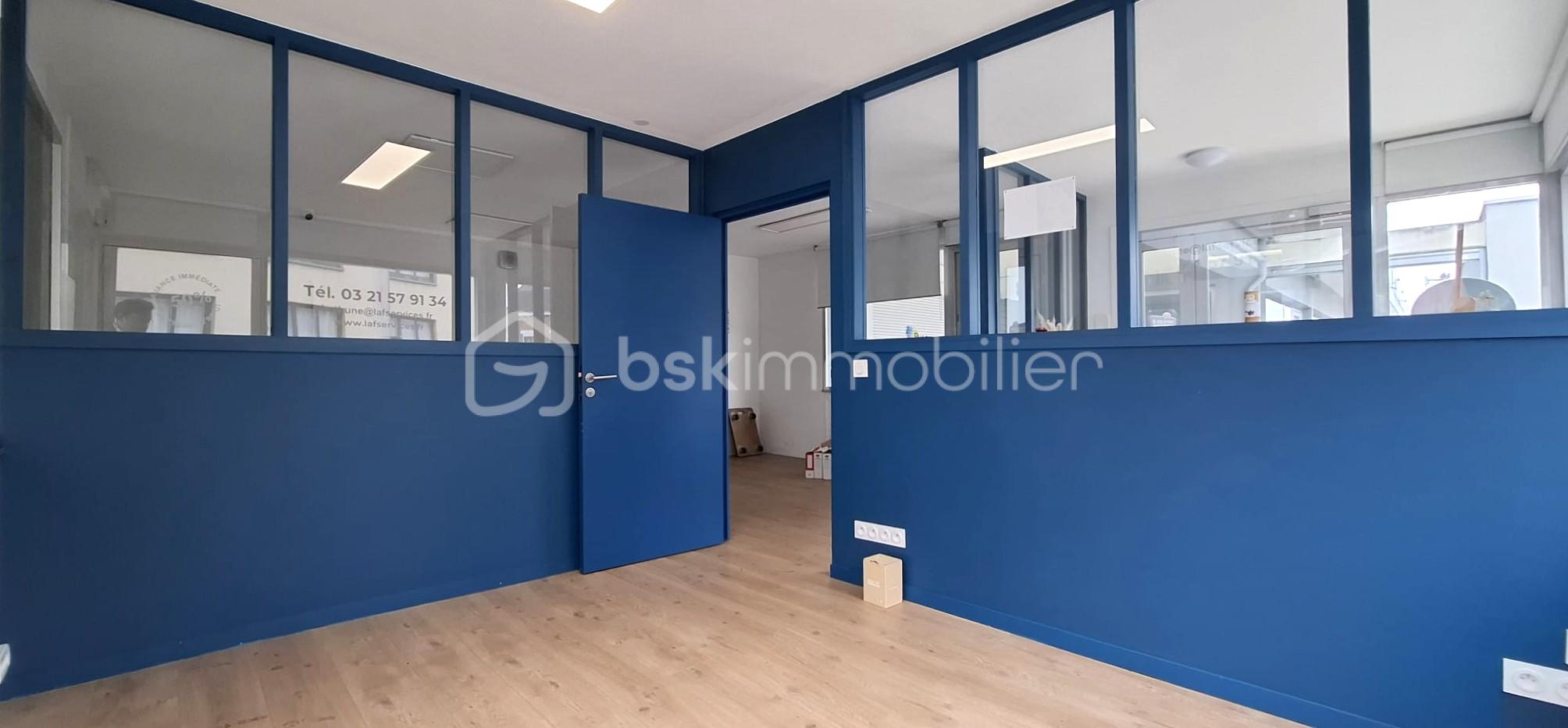 Local commercial de 66 m² - abae8619-619f-4e23-af59-99d5a07c6715.jpg