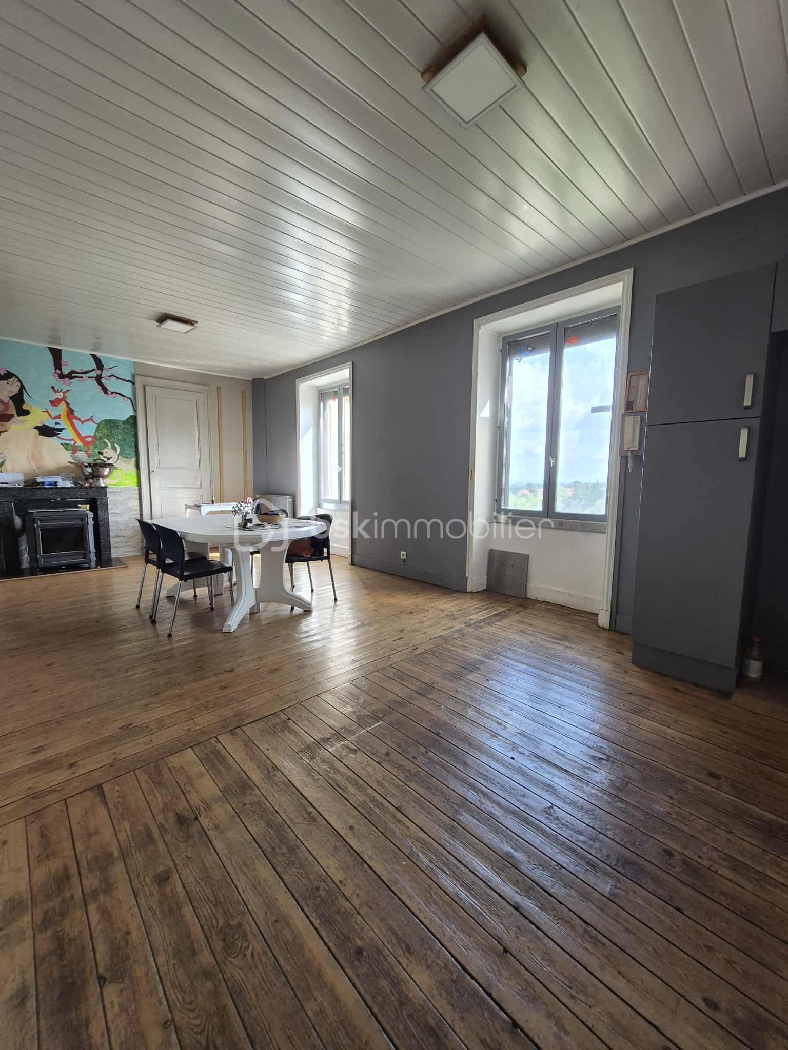 Maison de village de 231 m² - d8aa7343-e27f-4b41-b164-dc354c3f116a.jpg