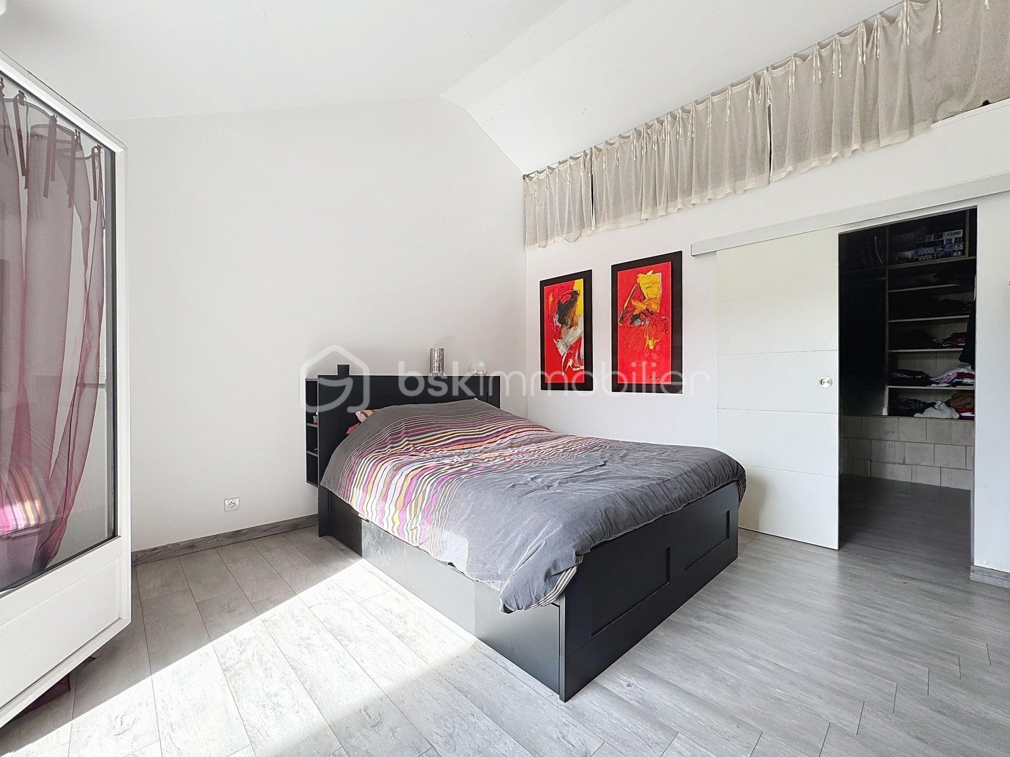 Maison ancienne de 145 m² - CHBRE RDC 2.jpg