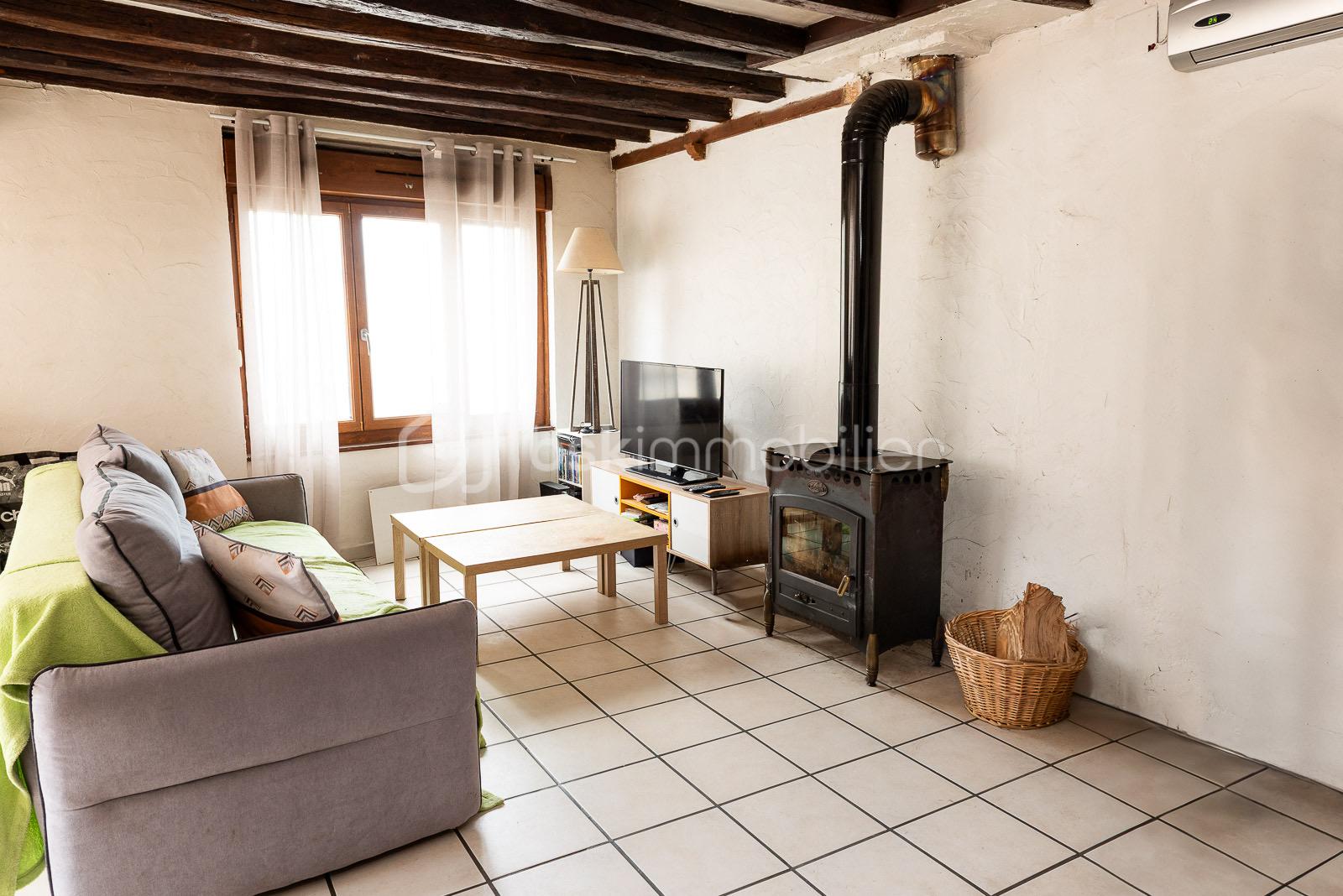 Maison de 105,91 m² - Séjour .JPG
