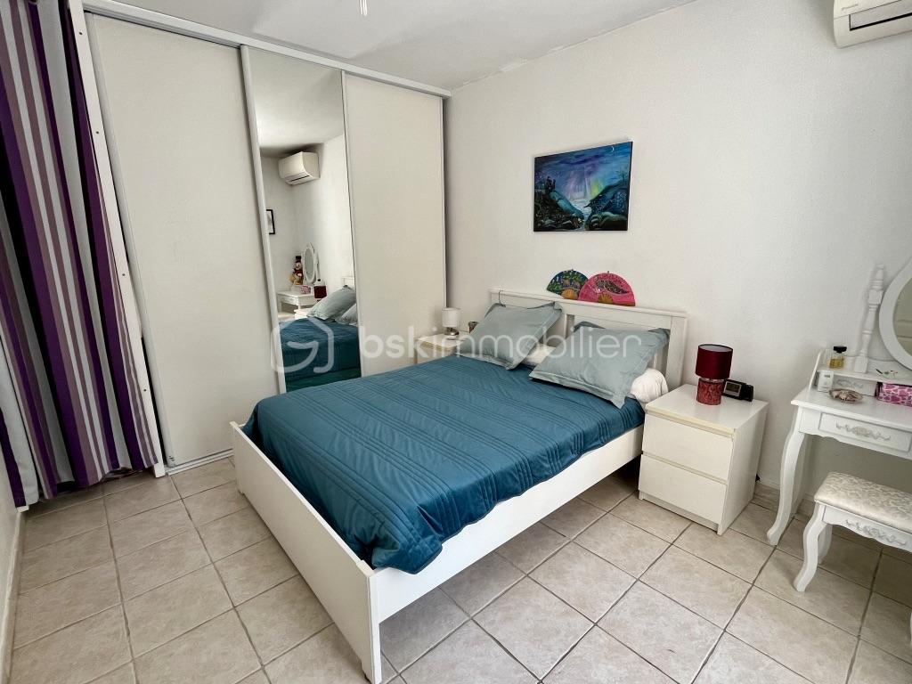 Appartement de 89 m² - uKyjHmUKS9WIiqw3jpJ9kw_thumb_2a9c.jpg